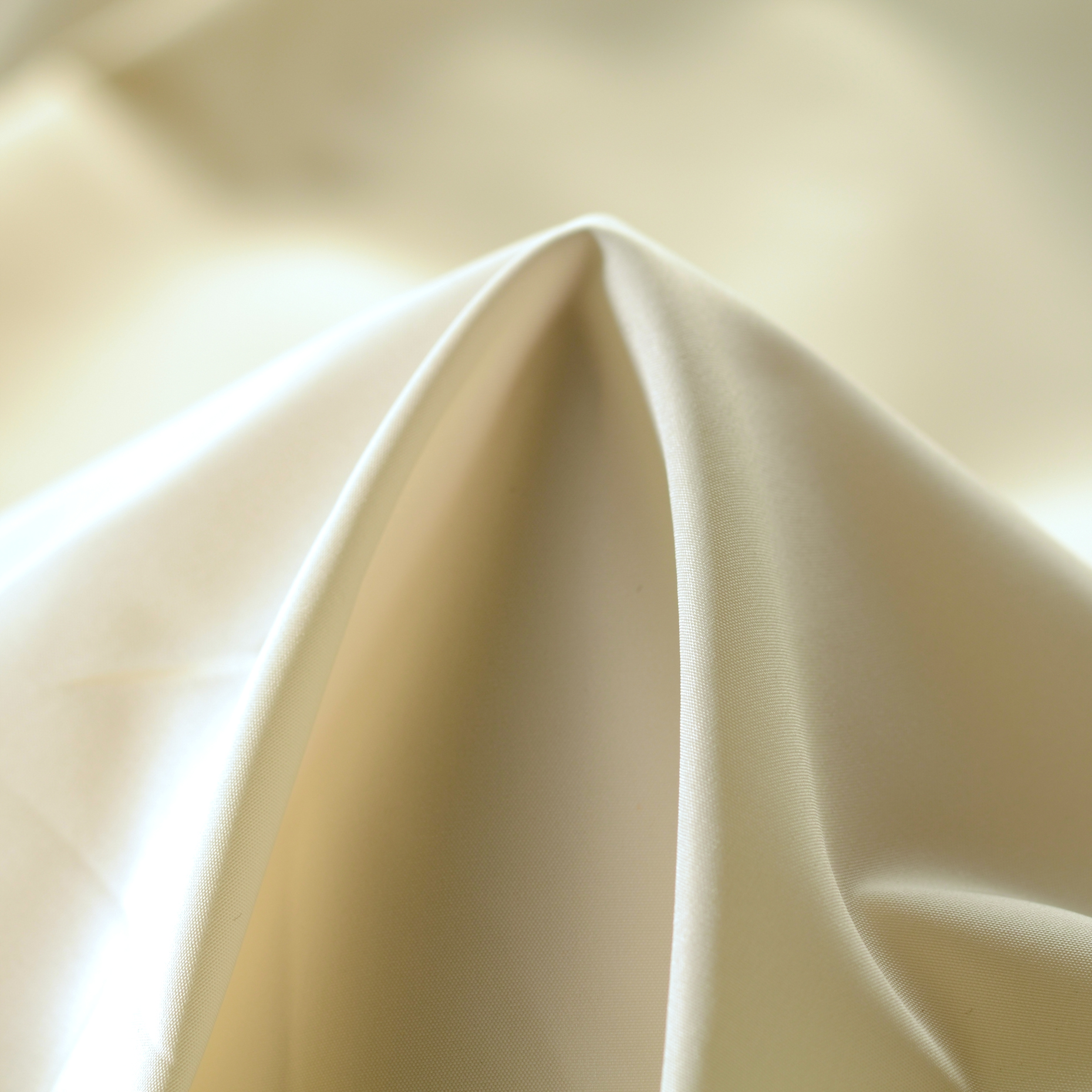 SILK EFFECT, BRILLIANT WHITE (F000009549)