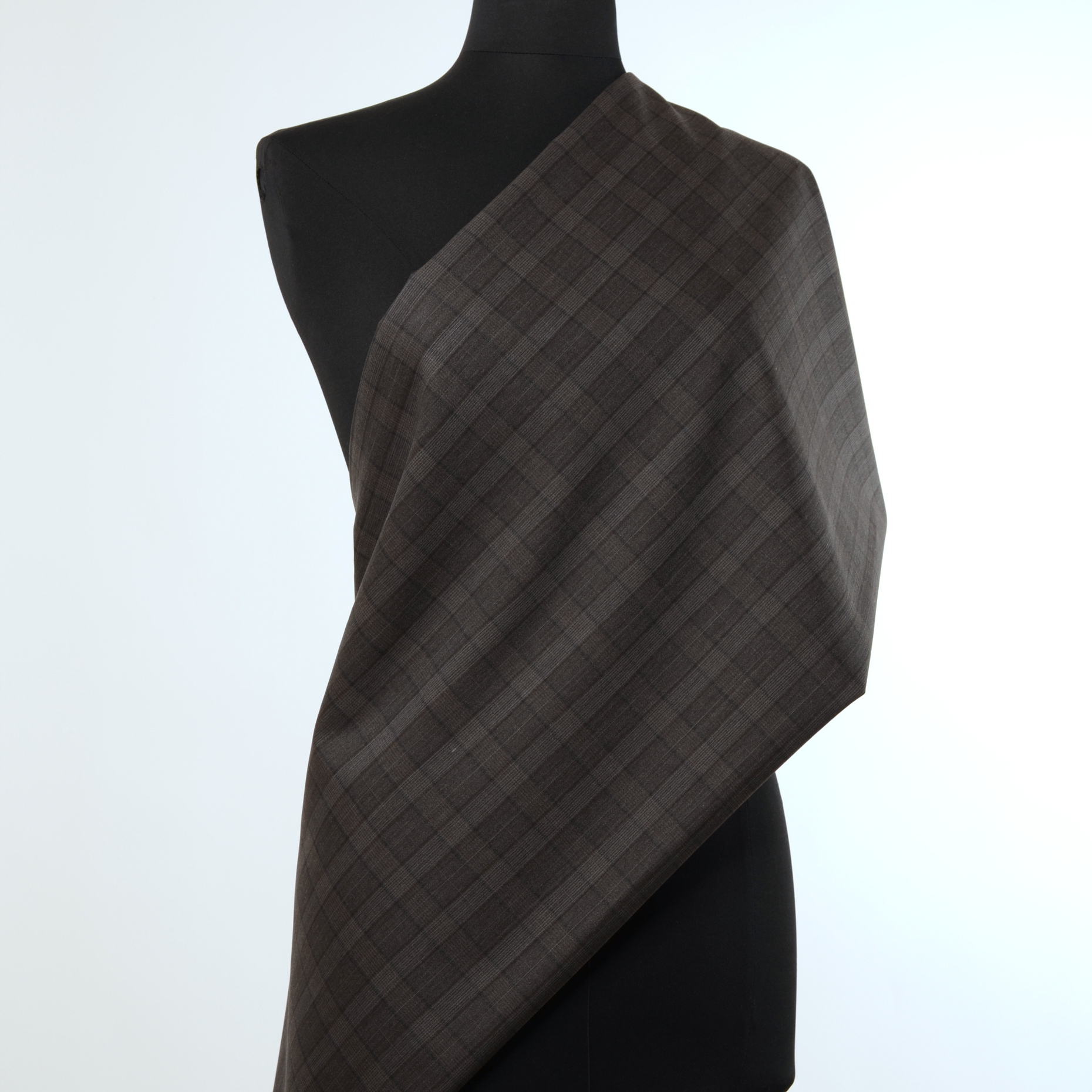 COOL WOOL, VIRGIN WOOL, CHECK, MULCH&ANTHRACITE (F0001860) - Mannequin