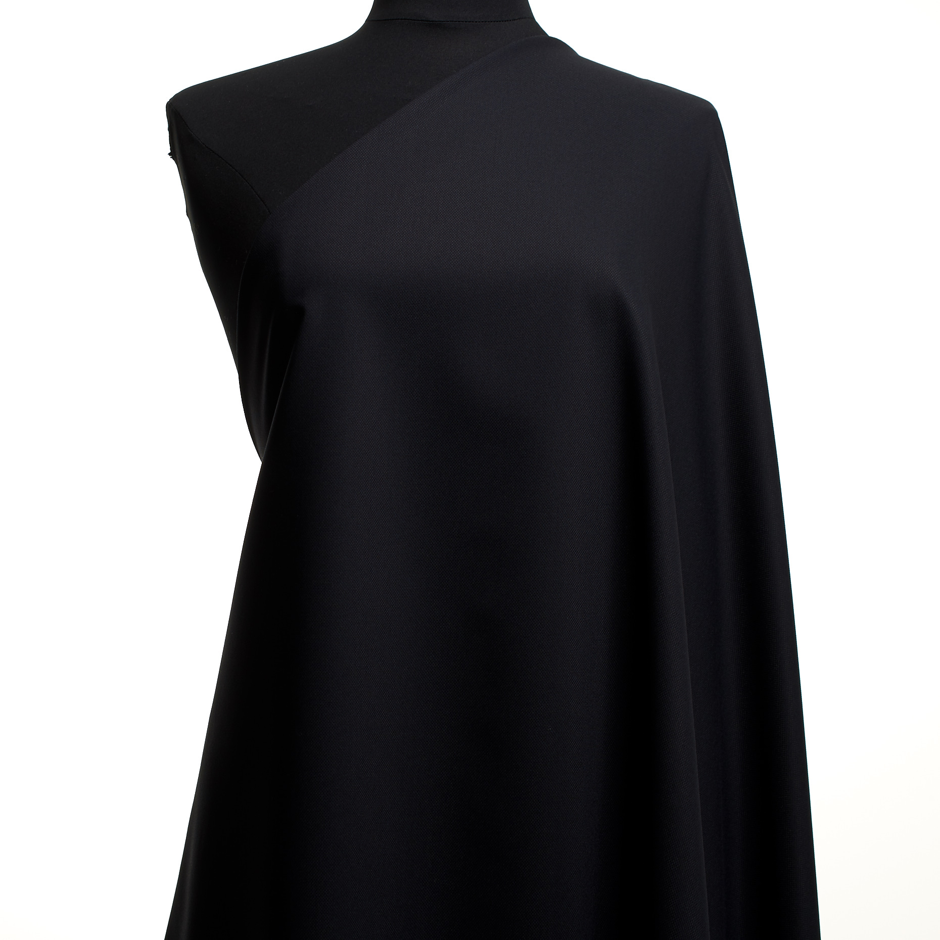 Viscosa Mix, Micro Estructura, Elástico, Jet Black (F000048730) - Maniquí