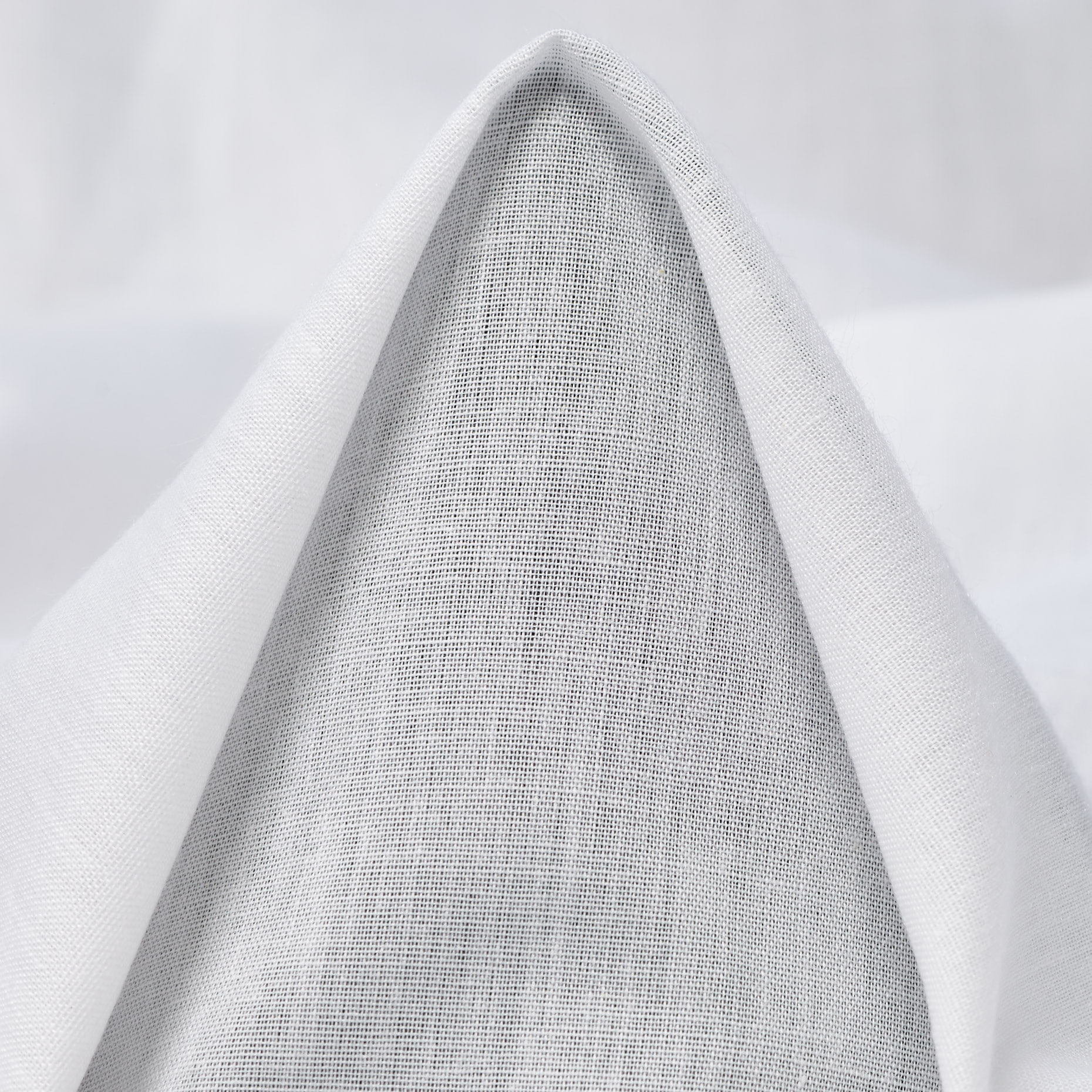 BATISTE, COTTON BLEND, BRILLIANT WHITE