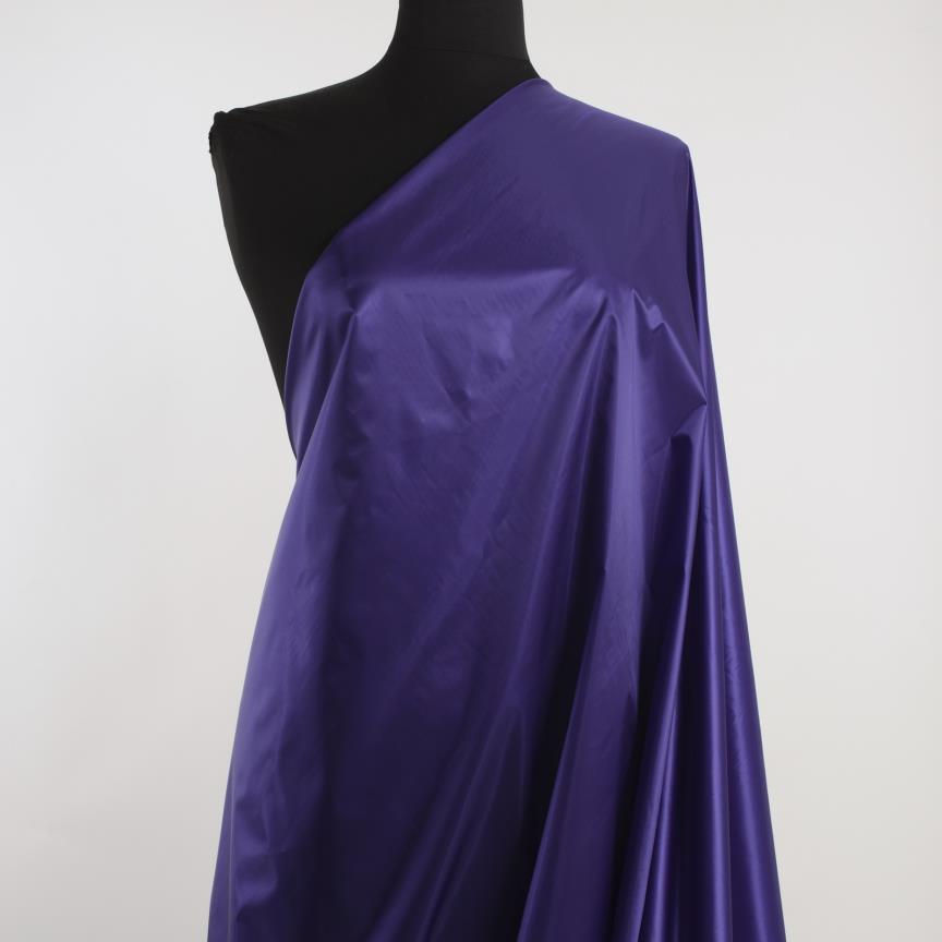 OUTDOOR, NYLON, CORSICAN BLUE (F000029126) - Mannequin