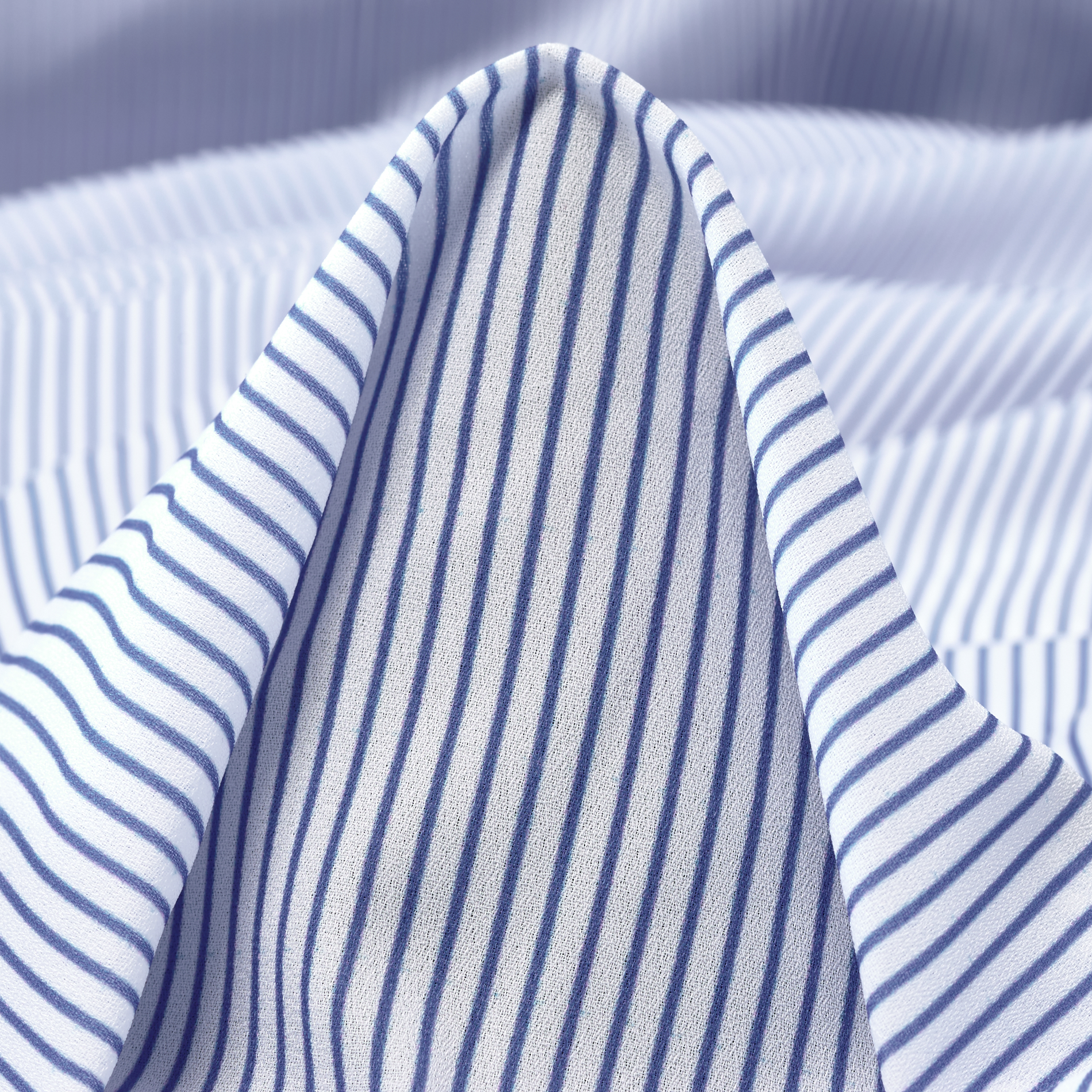 CRÊPE, STRIPES, BRILLIANT WHITE&SUPER SONIC (F000033399)