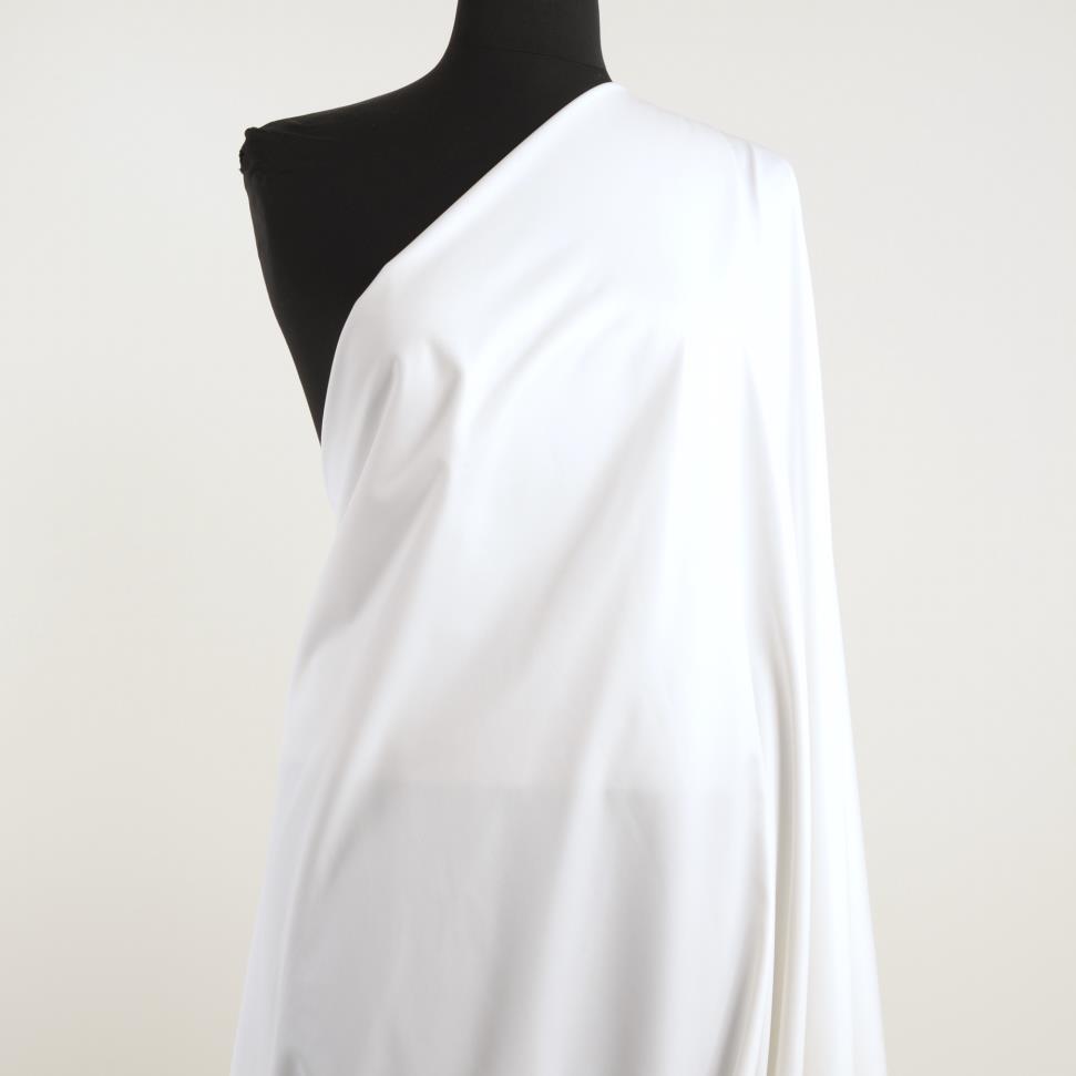 JERSEY, FLEECE, SNOW WHITE (F000027587) - Mannequin