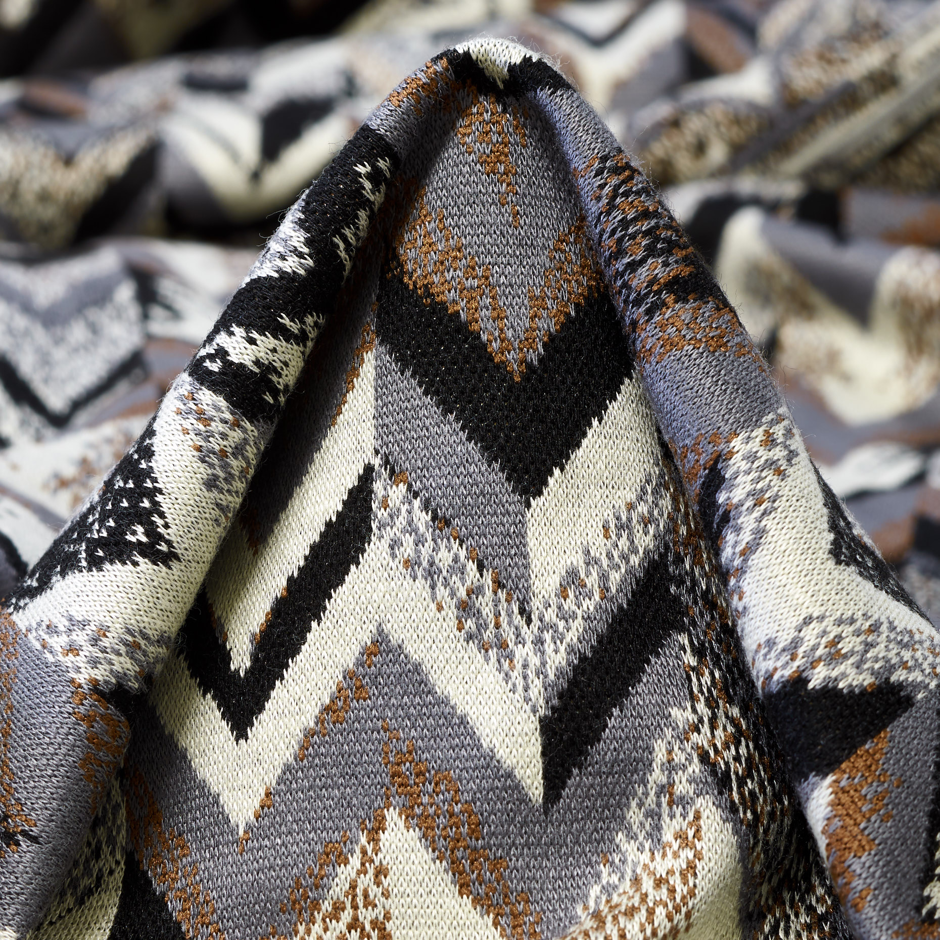 Jacquard, Jersey, Viscosa, Marshmallow&Raven Black (F000043142)