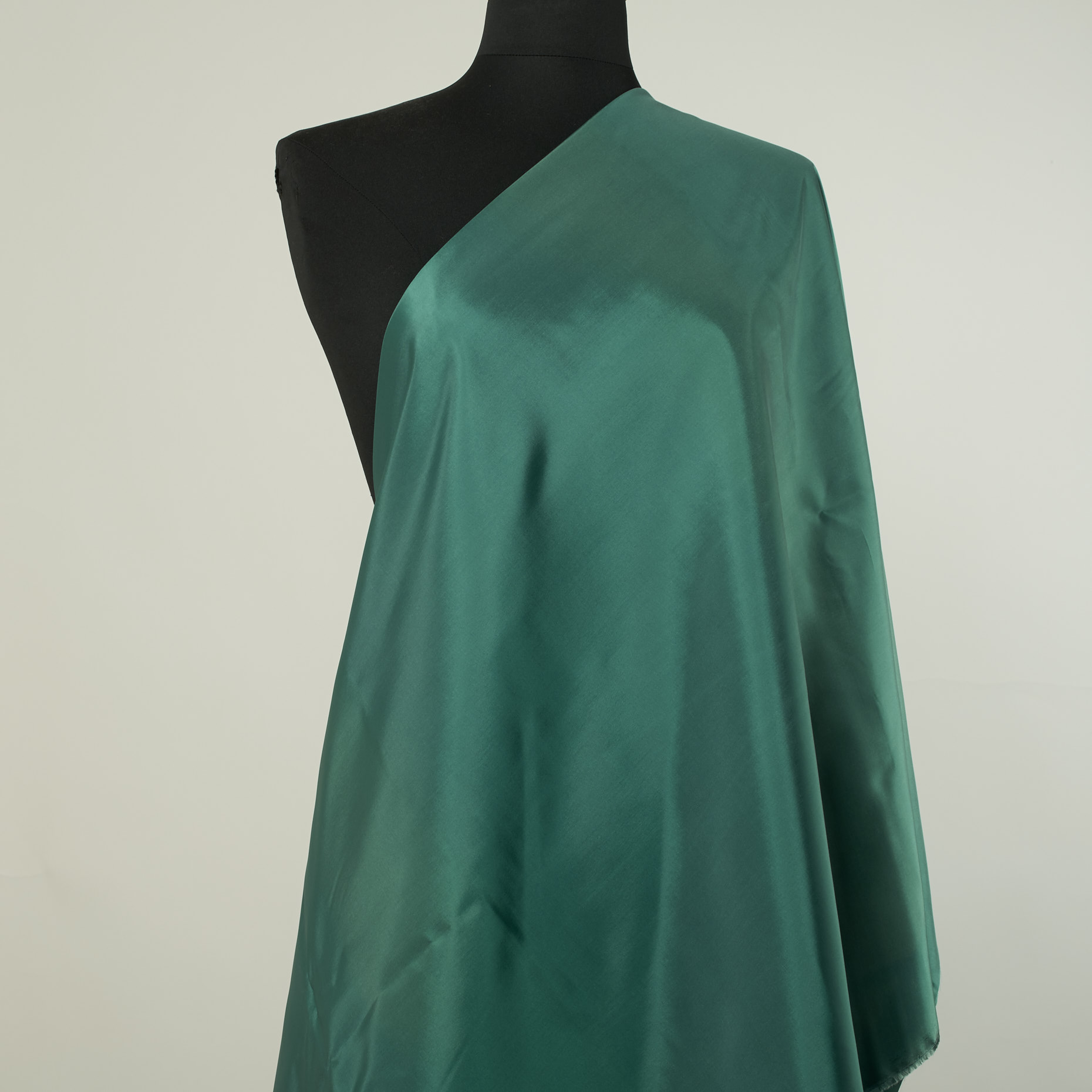 LINING, VISCOSE, EMERALD (F000019042) - Mannequin