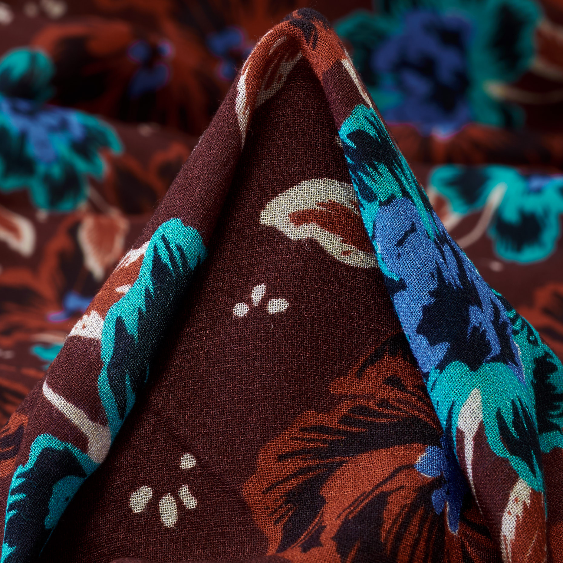 CRÊPE, VISCOSE, PRINTED, SEA JET&MERLOT (F000040022)