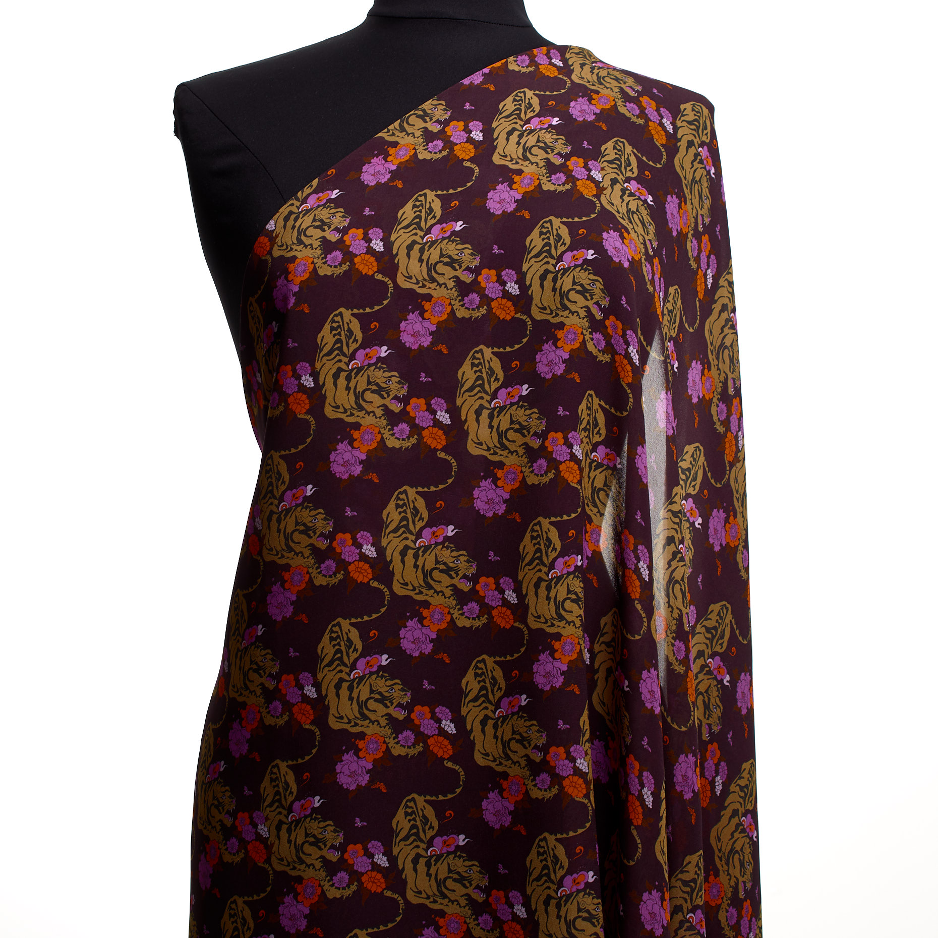 CRÊPE, VISCOSE, PRINTED, BLACKBERRY WINE&TOBACCO BROWN (F000042332) - Mannequin