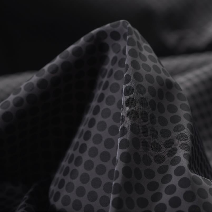 OUTDOOR, DOTS, PAVEMENT (F000027394)