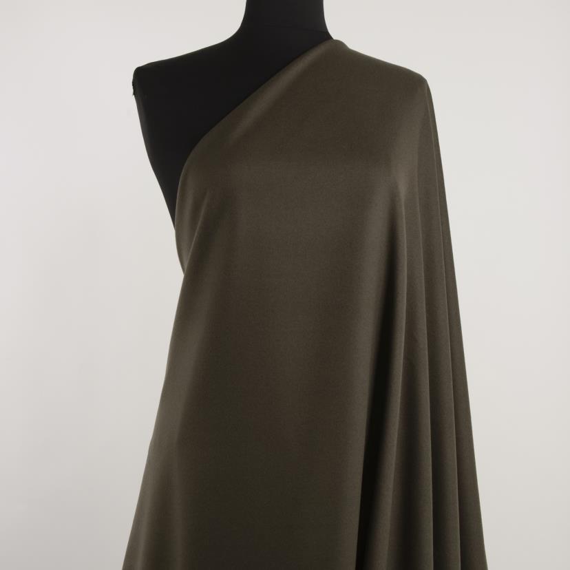 VIRGIN WOOL, CASHMERE, ELASTIC, CROCODILE (F000028502) - Mannequin