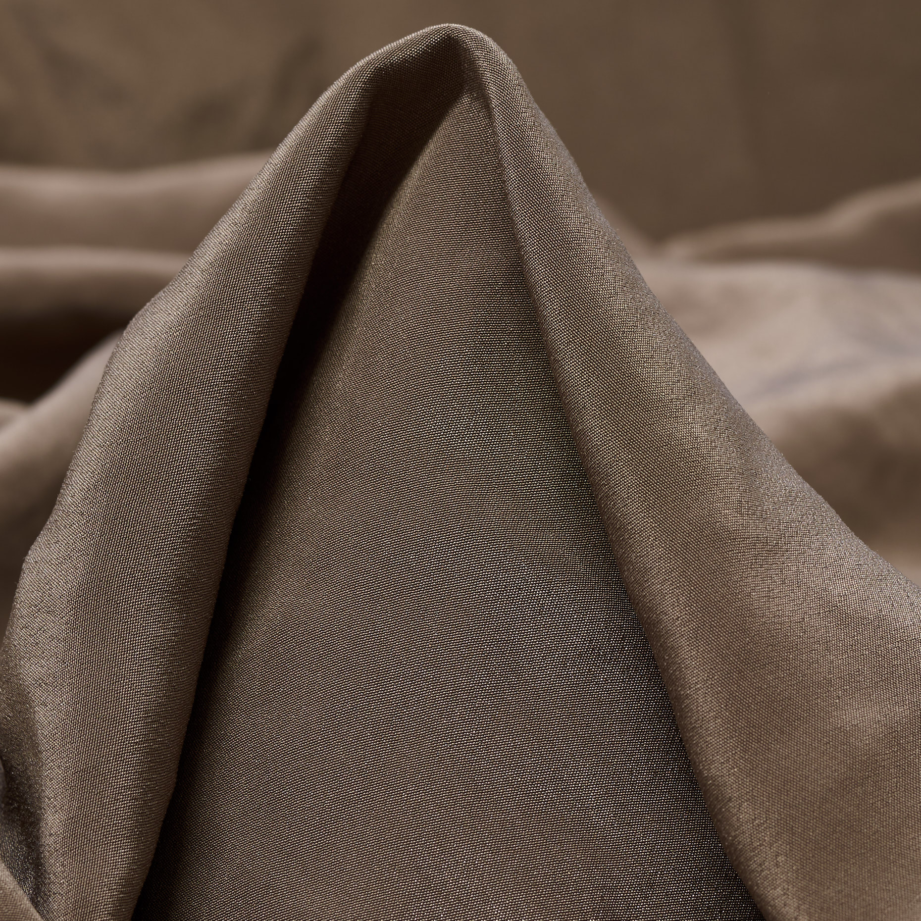 Эффект Шёлка, Khaki