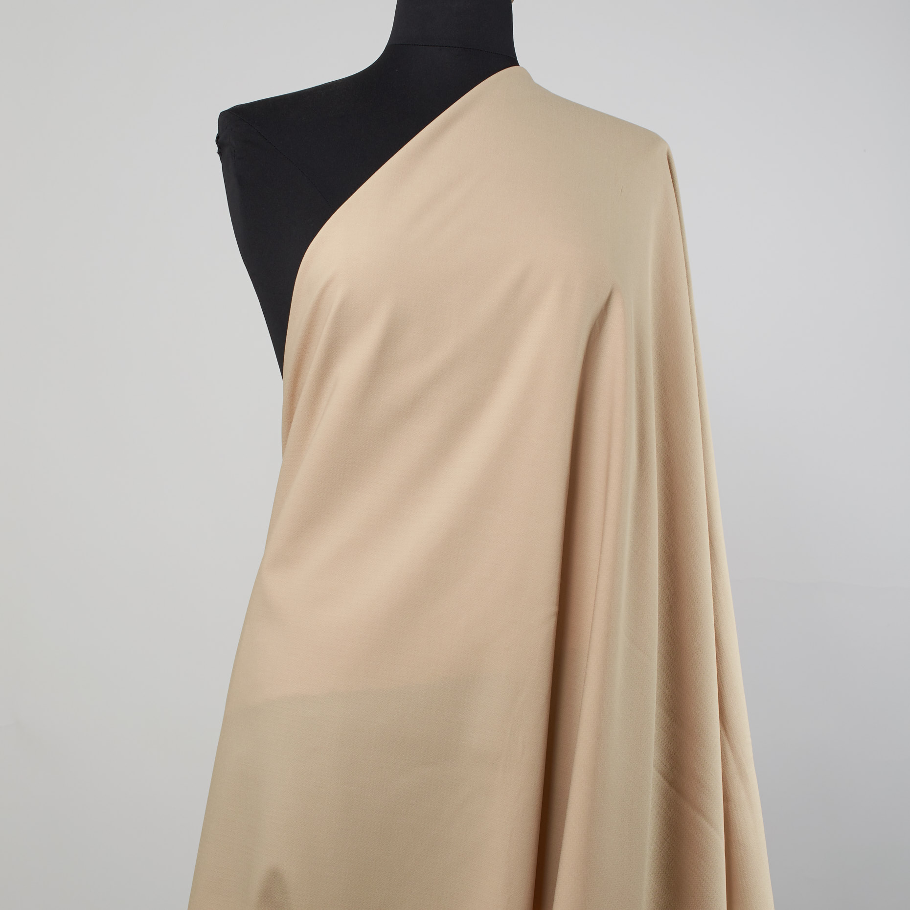CRÊPE, WOOL, VISCOSE, BROWN RICE (F000021856) - Mannequin