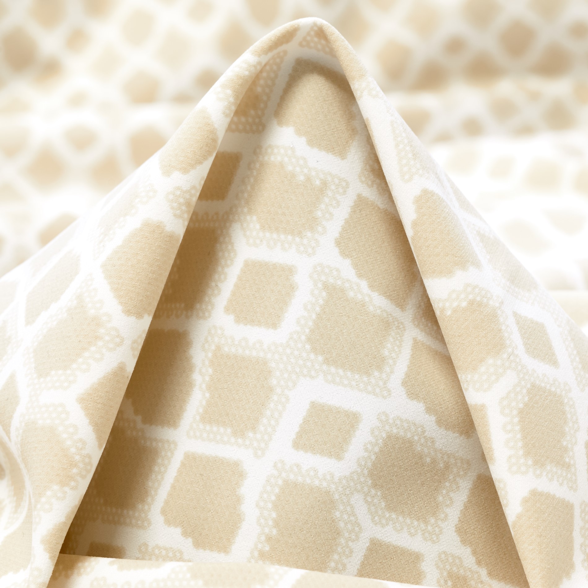 TECHNO JERSEY, PRINTED, HIGH ELASTICITY, SHELL&BRILLIANT WHITE (F000033377)