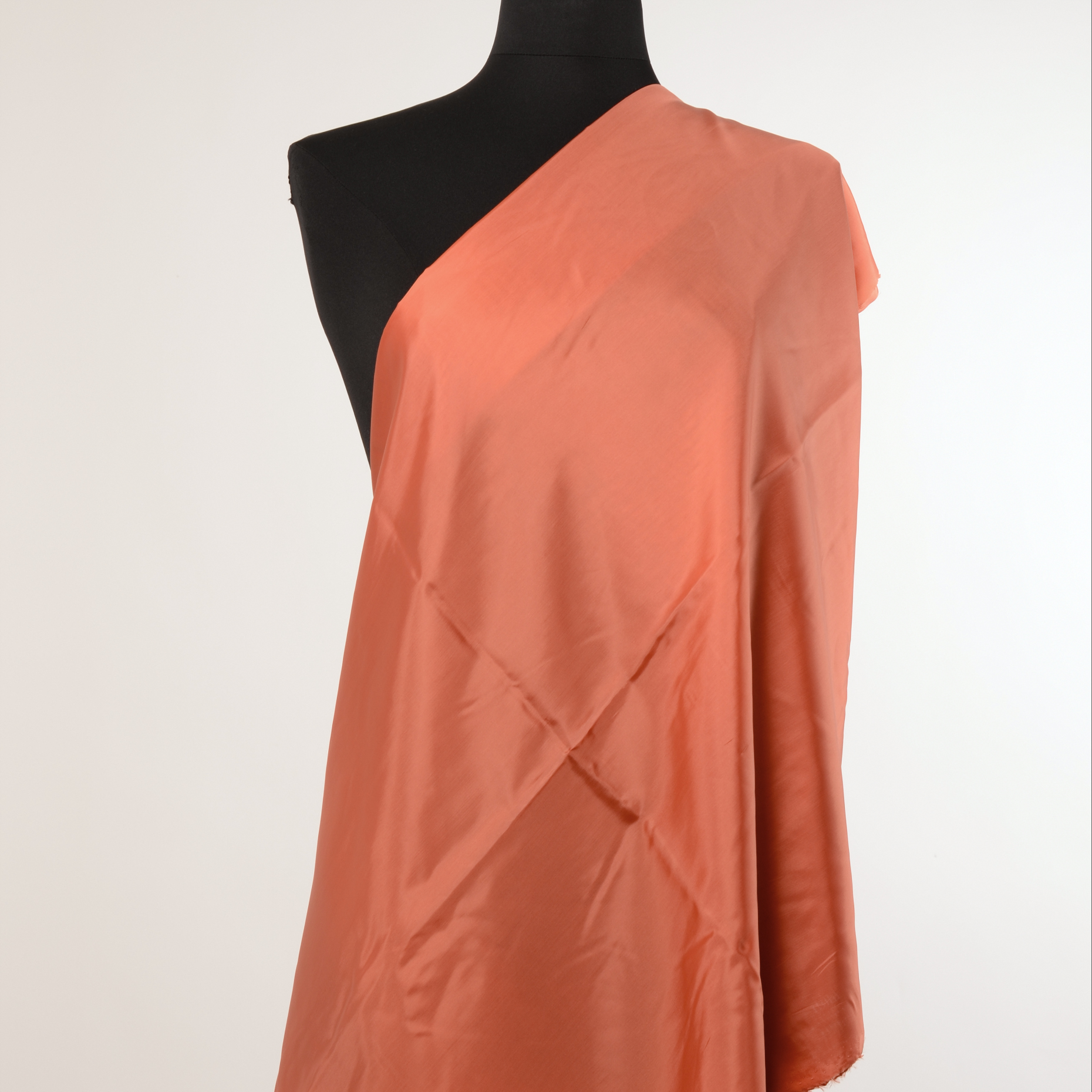 CUPRO, LINING, CORAL RED (F000003712) - Mannequin