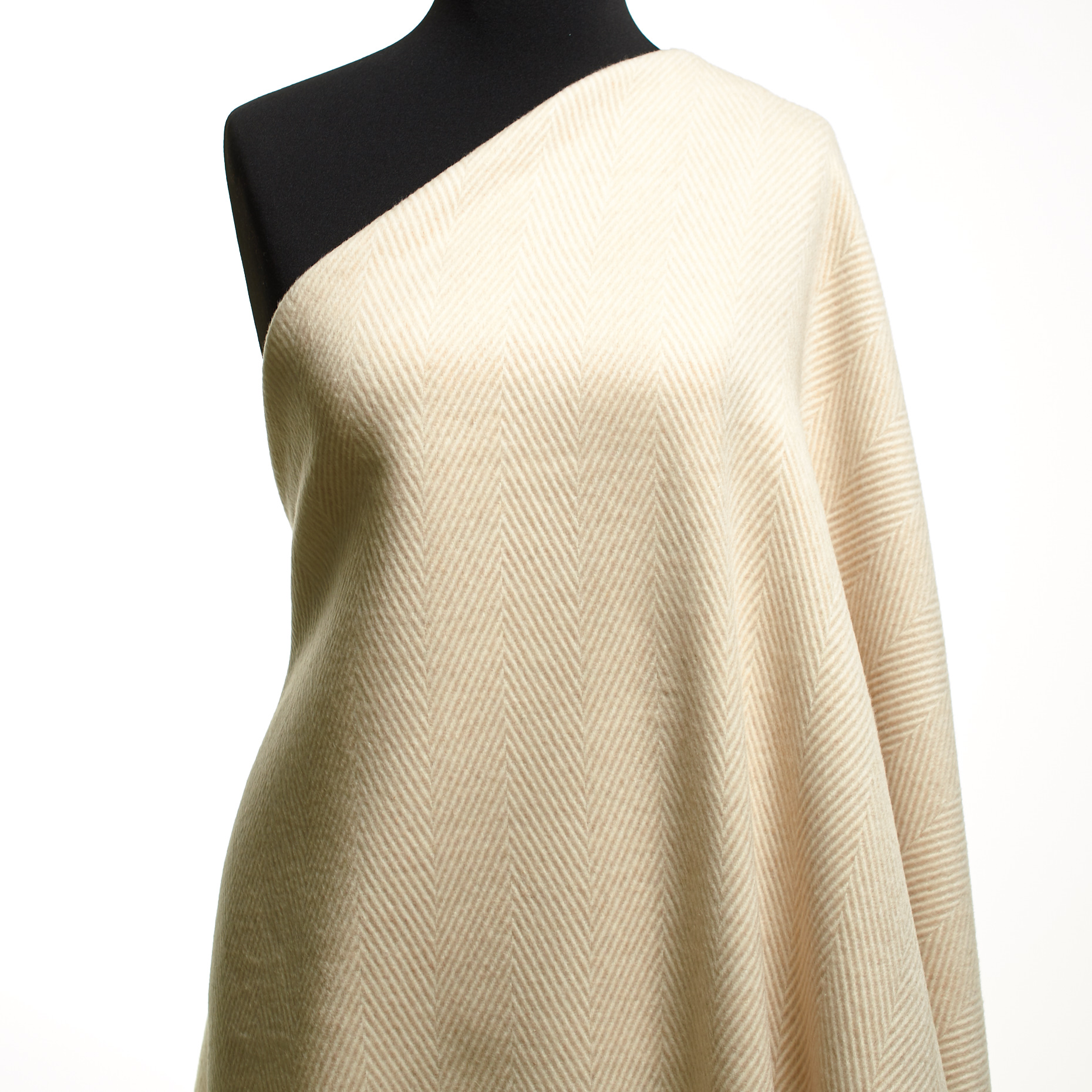 HERRINGBONE, WOOL BLEND, TONE ON TONE, ANTIQUE WHITE (F000040210) - Mannequin