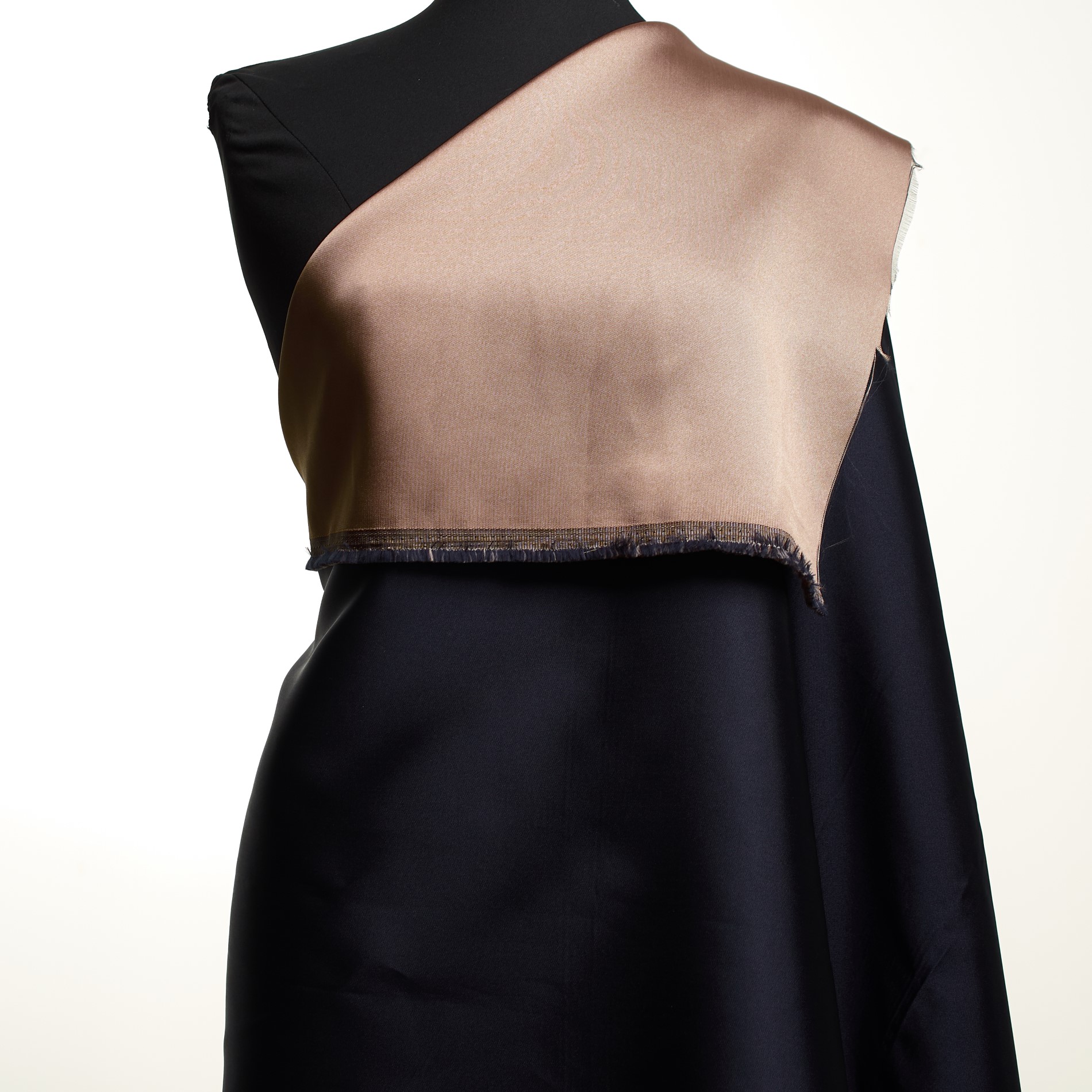 Double, Parisian Night&Violet Ice (F000031645) - Mannequin