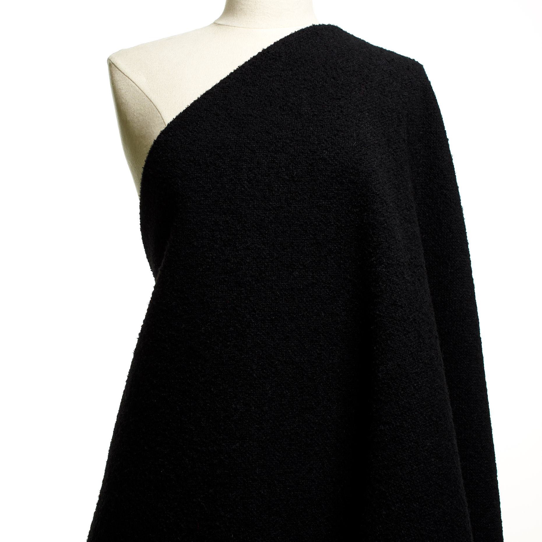 BOUCLÉ, WOOL BLEND, RAVEN BLACK (F000044075) - Mannequin