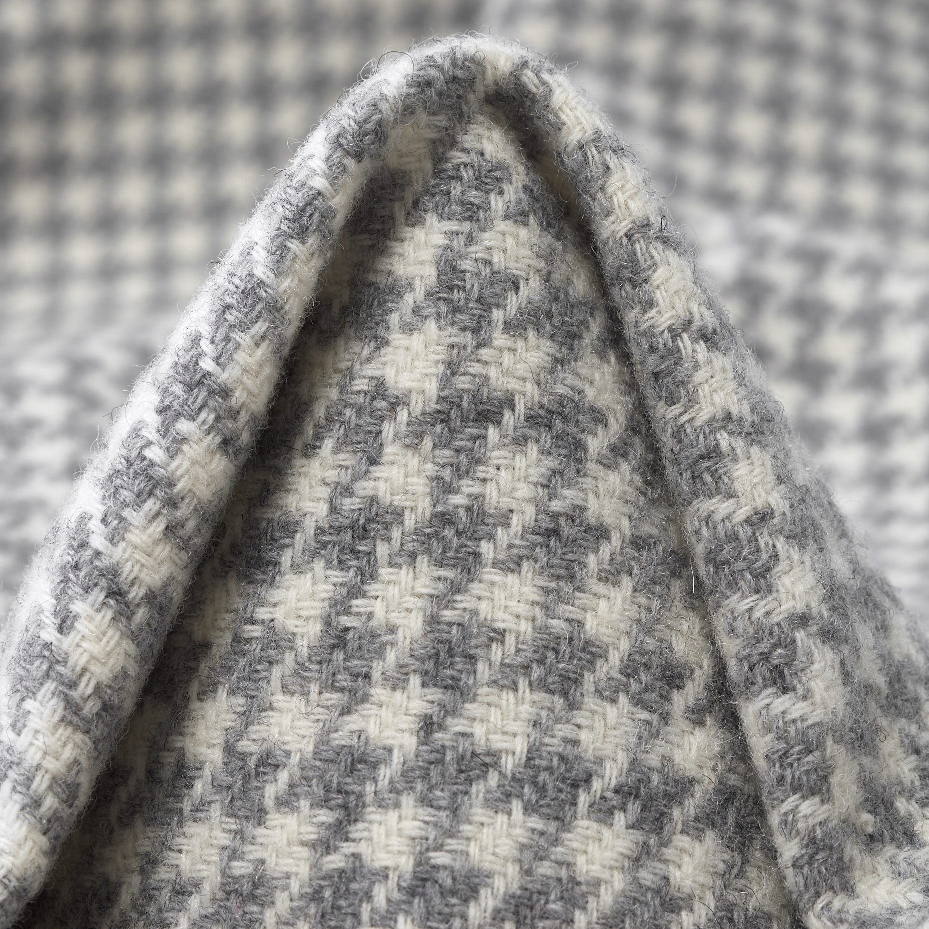 WOOL, HOUNDSTOOTH, LUCENT WHITE&GHOST GRAY