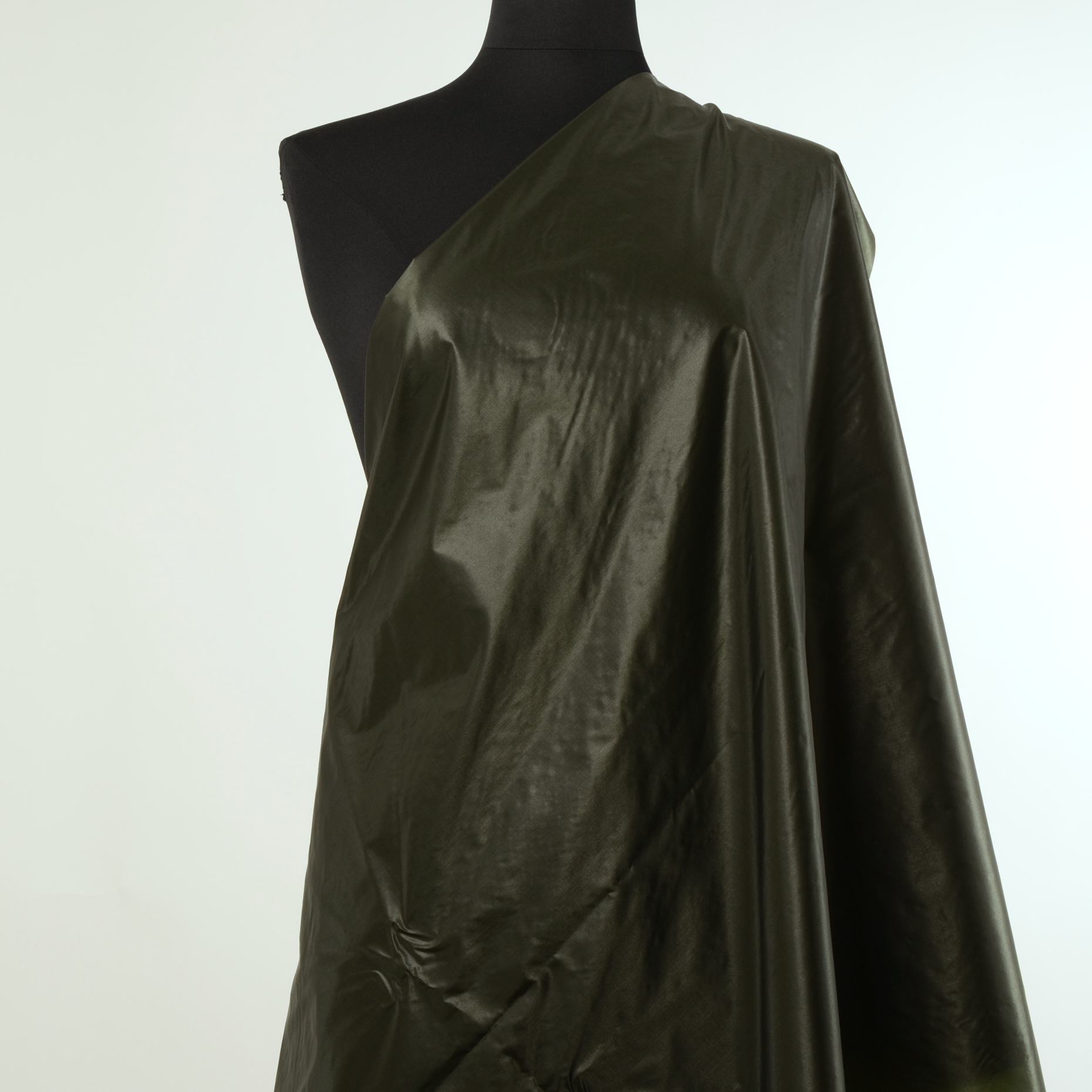OUTDOOR, NYLON, DARK OLIVE (F000018264) - Mannequin