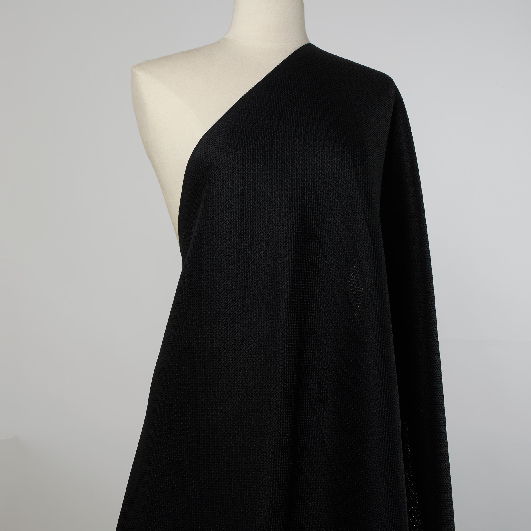 JERSEY, RAVEN BLACK (F000020983) - Mannequin