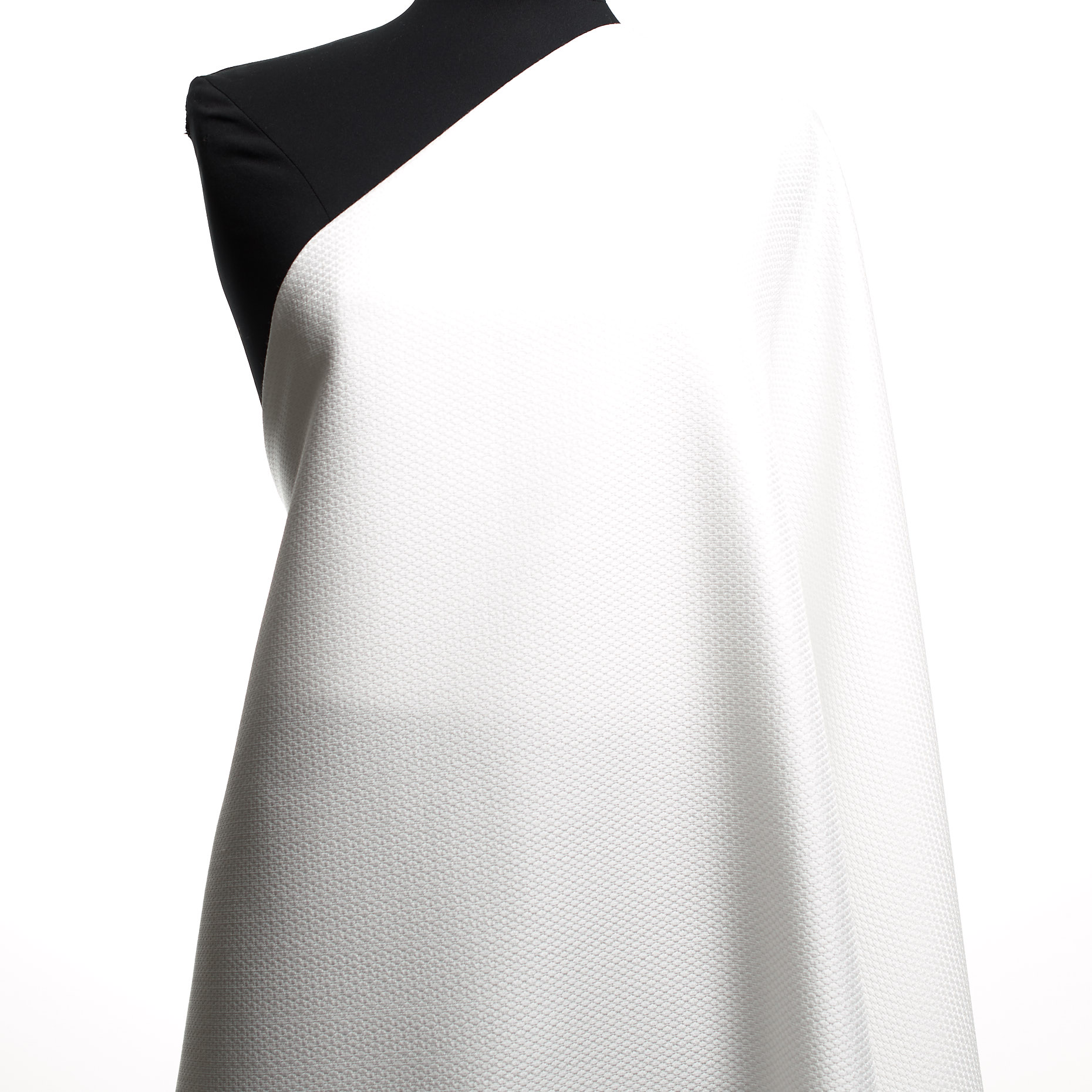 JACQUARD, MICRO DESIGN, BRILLIANT WHITE (B0000056) - Mannequin