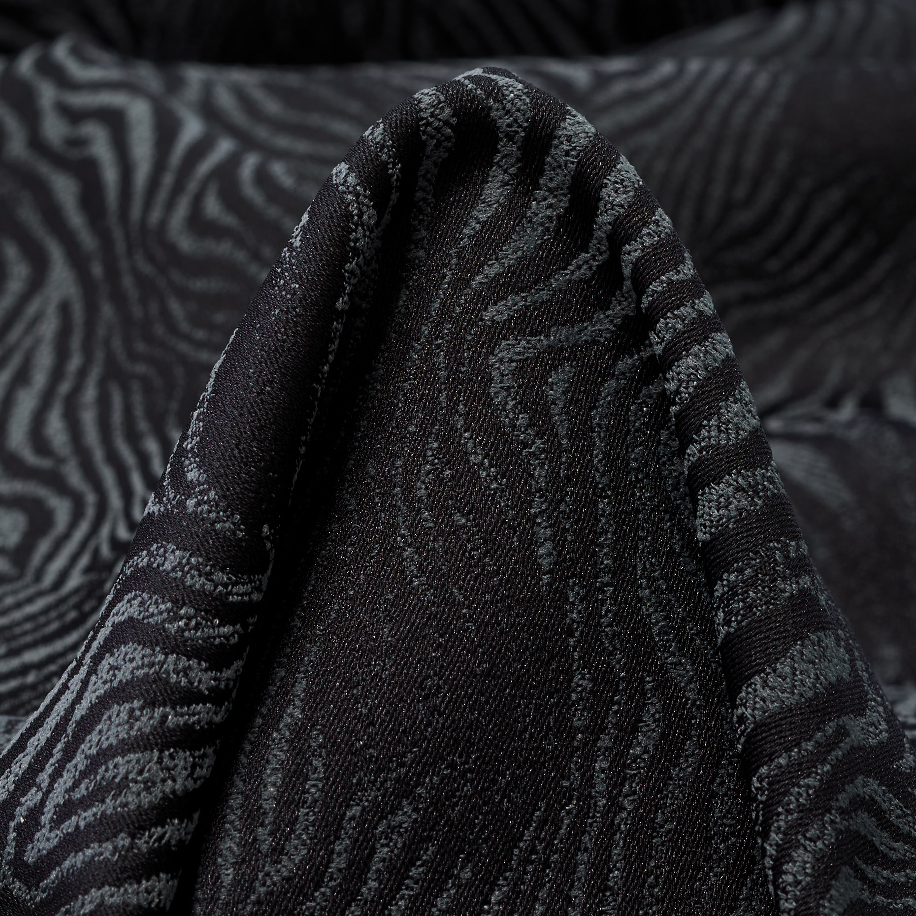 JACQUARD, ELASTIC, ANIMAL, BLACKENED PEARL (F000042640)