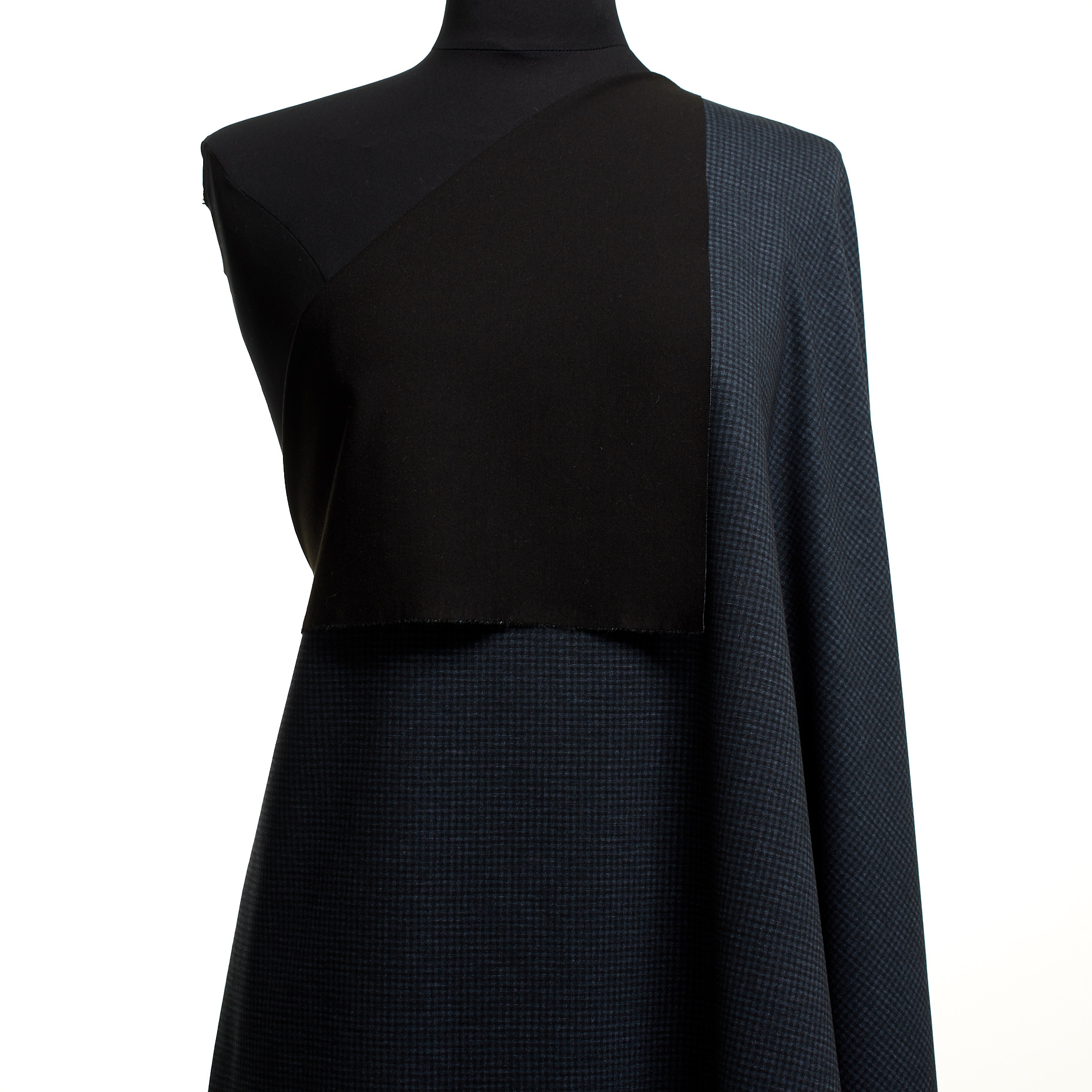 Jersey, Viscose Mixte, Micro Design, Blue Indigo (F000047358) - Mannequin