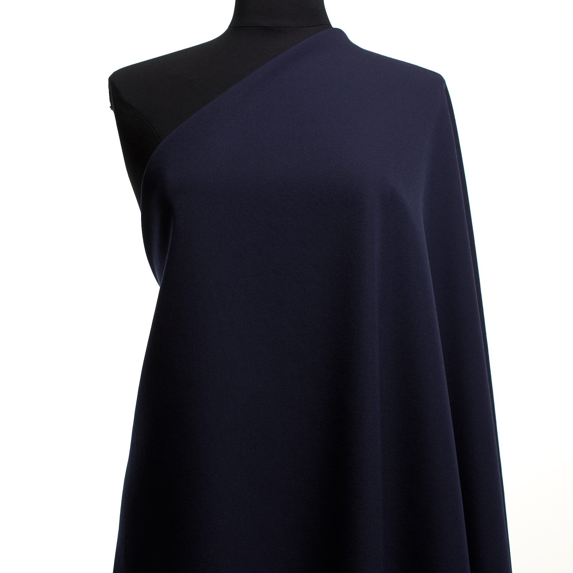 CRÊPE, VIRGIN WOOL, BLACK IRIS (F000048455) - Mannequin