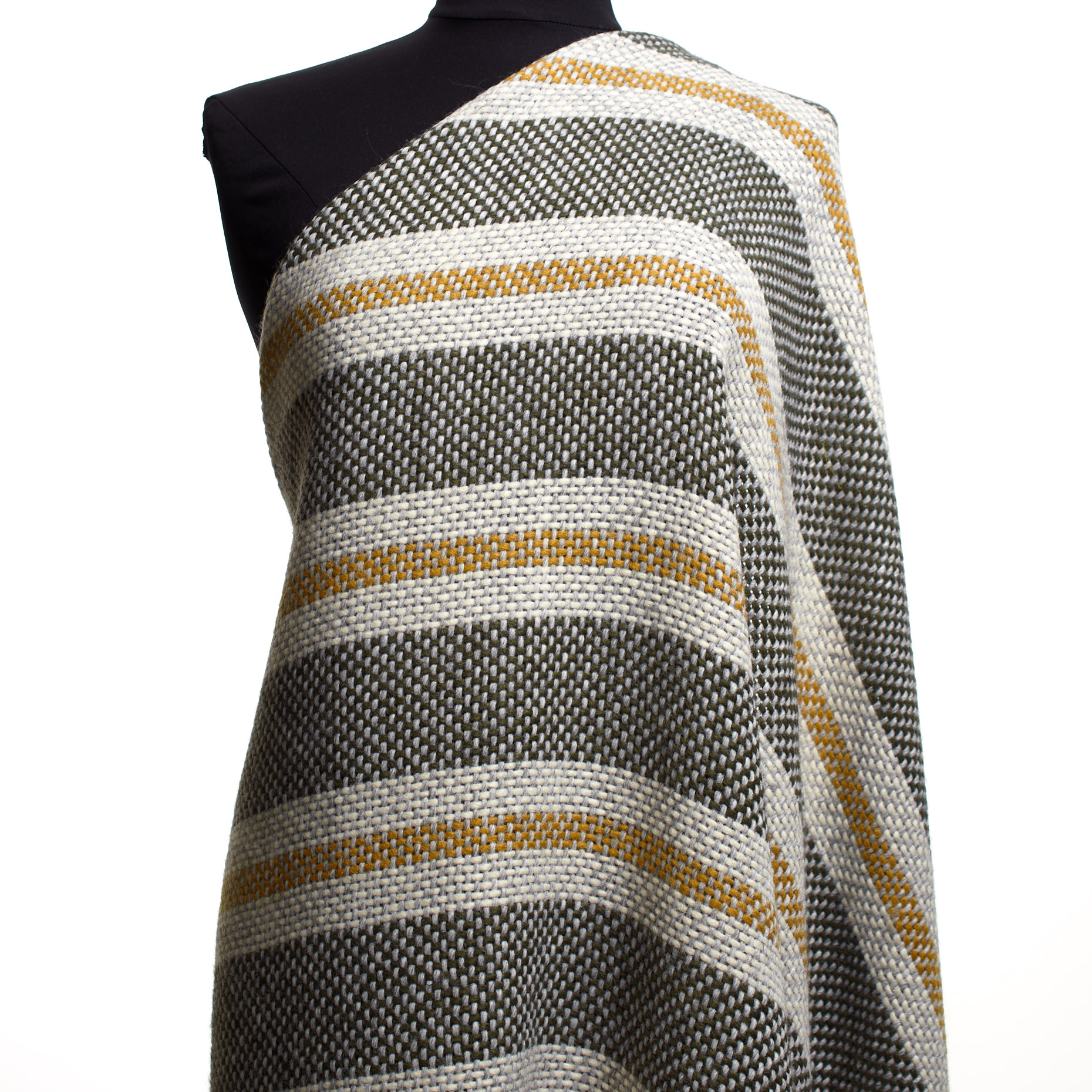 CARDED WOOL, ALPACA, CHISELED STONE&IVORY (F000043261) - Mannequin