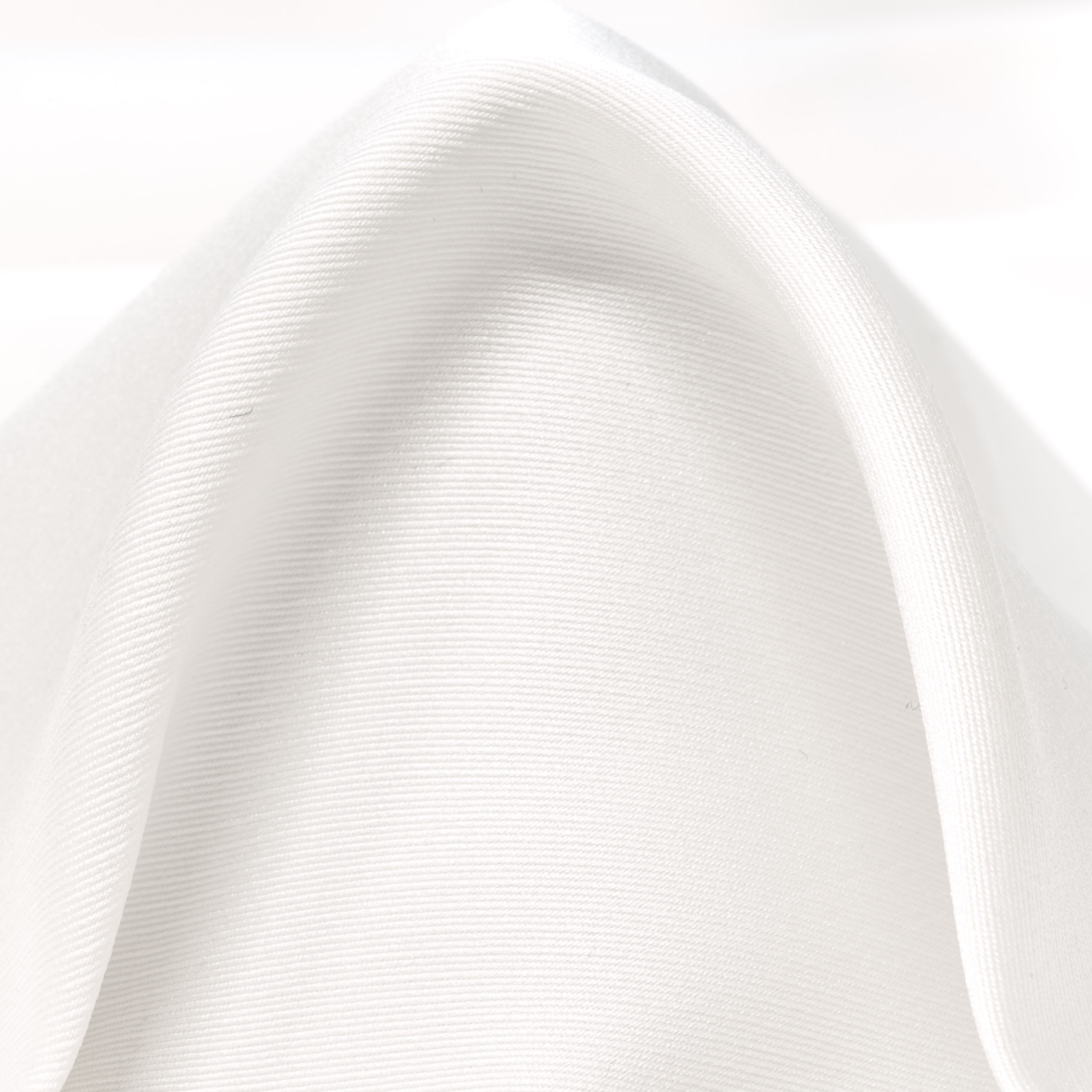 SATIN, SILK, SNOW WHITE (B0000050)