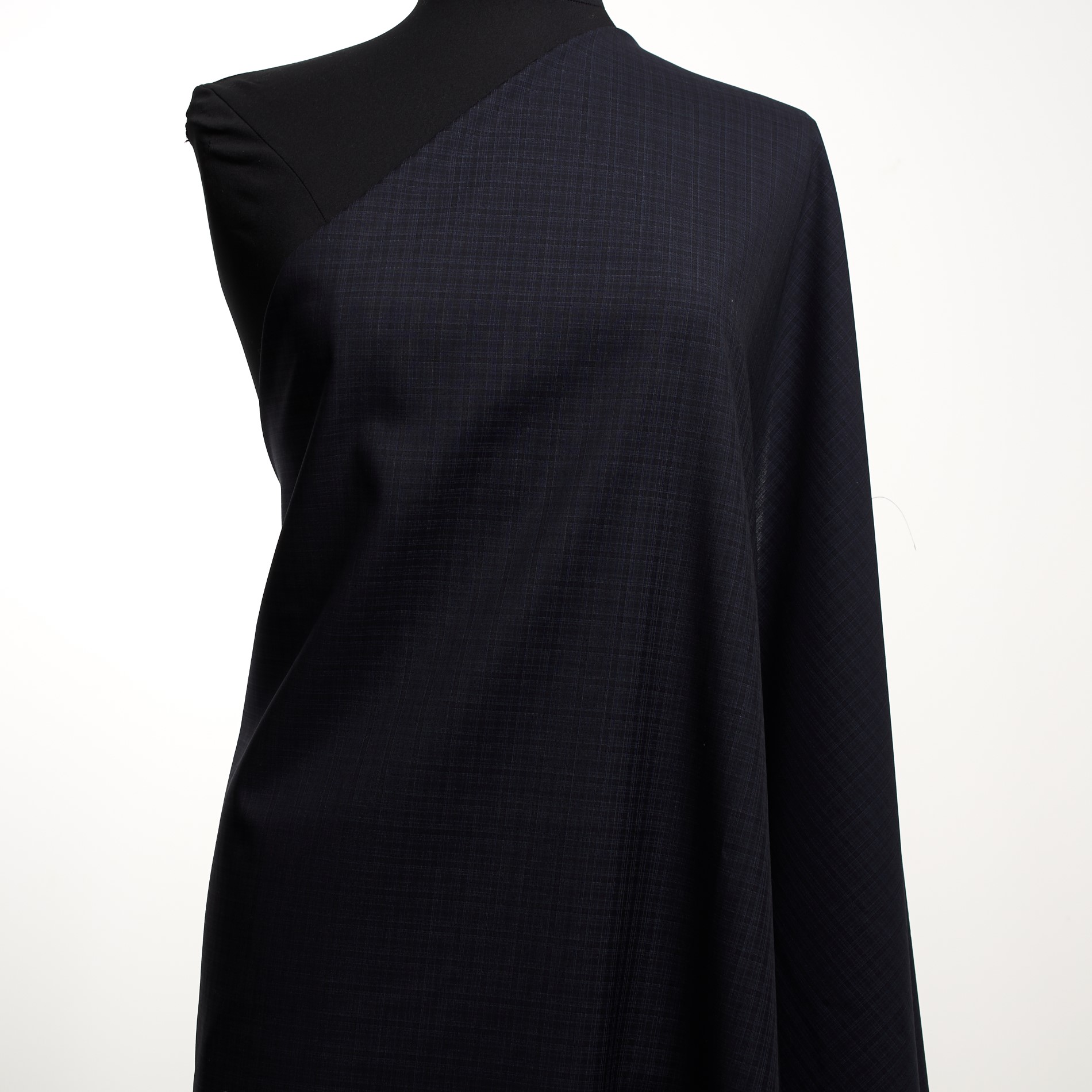 Cool Wool, Wełna dziewicza, Ramy, Parisian Night (F000033122) - Manekin