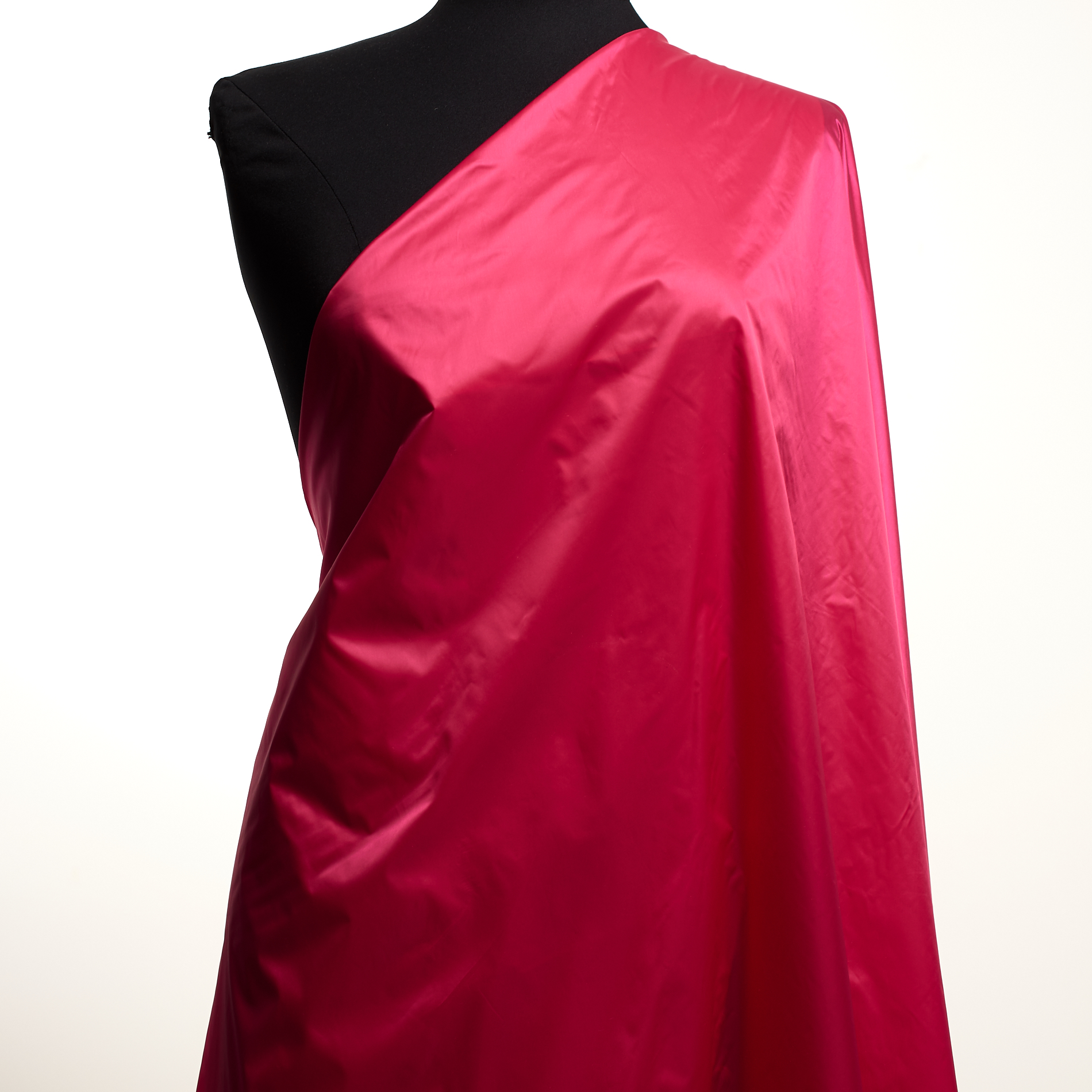 OUTDOOR, NYLON, WATER REPELLENT, RASPBERRY (F000032351) - Mannequin
