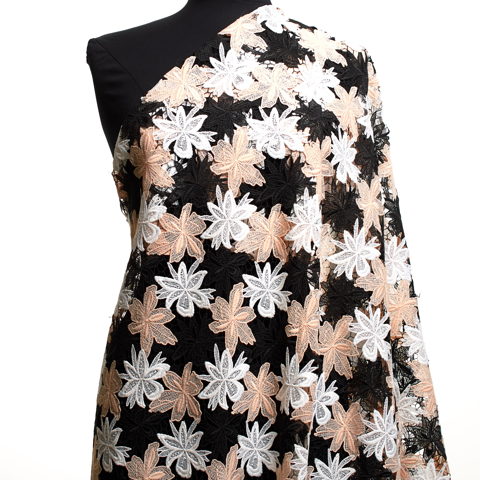 Koronka, Jet Black&Bellini (F000037441) - Manekin