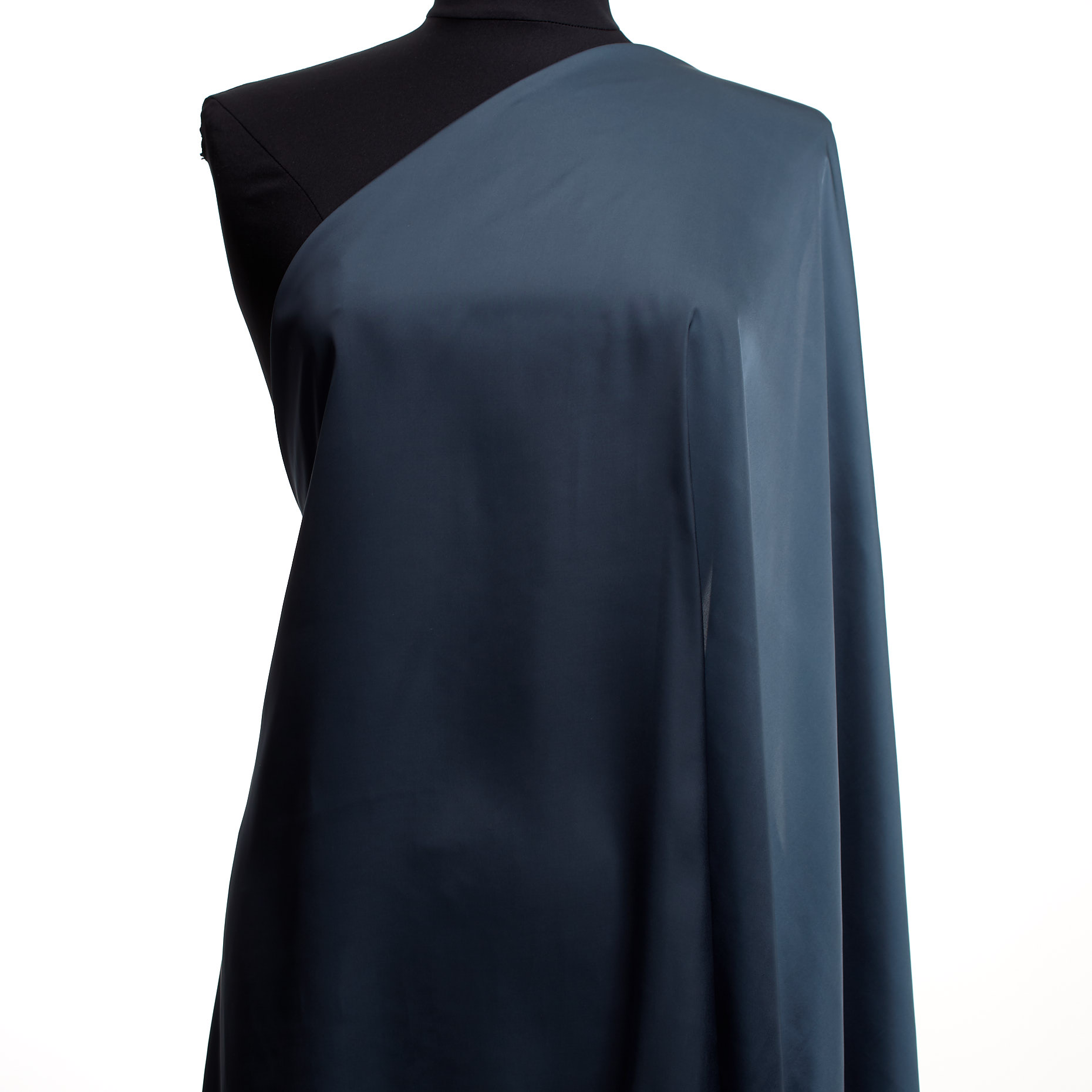 SATIN, STORMY WEATHER (F000043306) - Mannequin