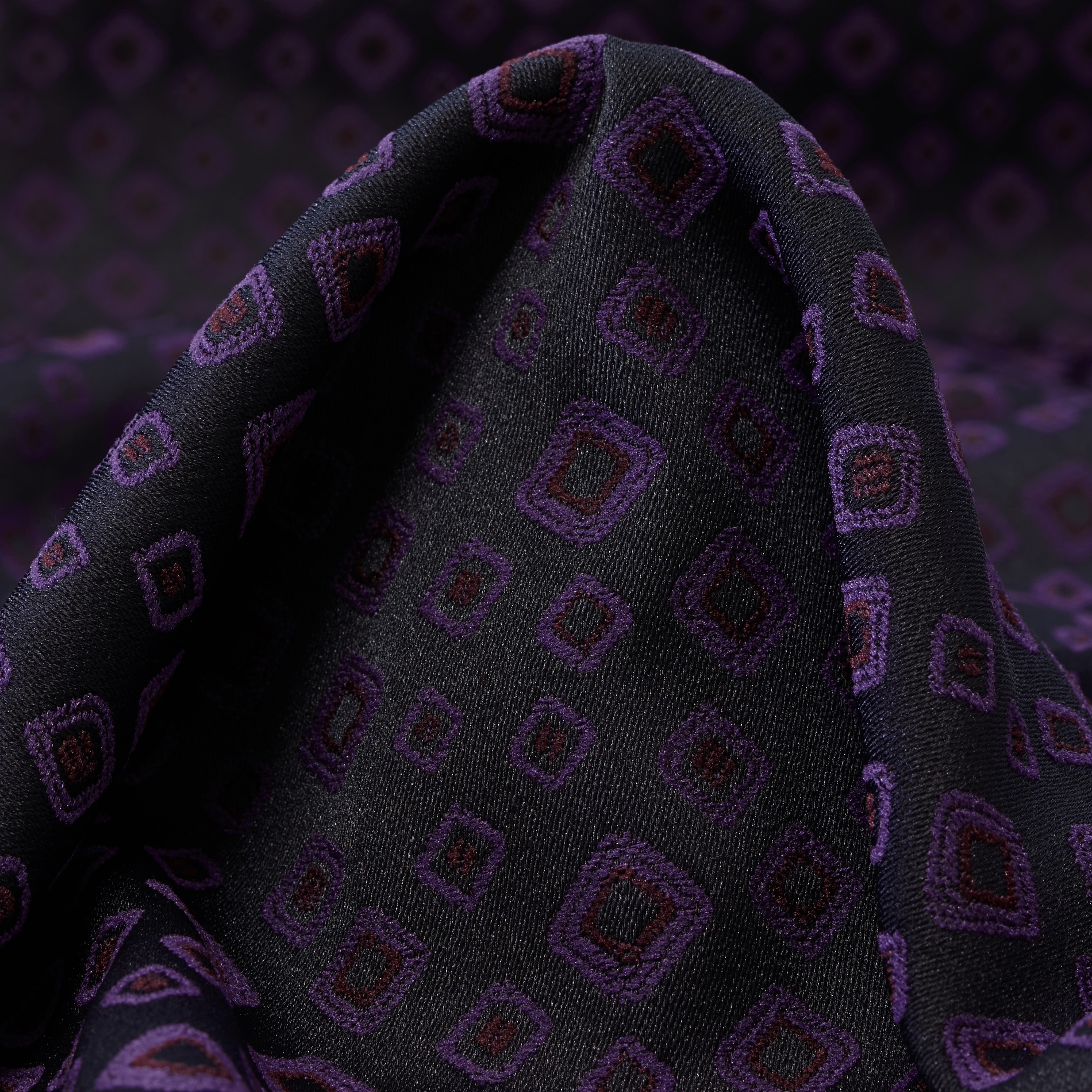 JACQUARD, ELASTIC, WINEBERRY (F000031132)