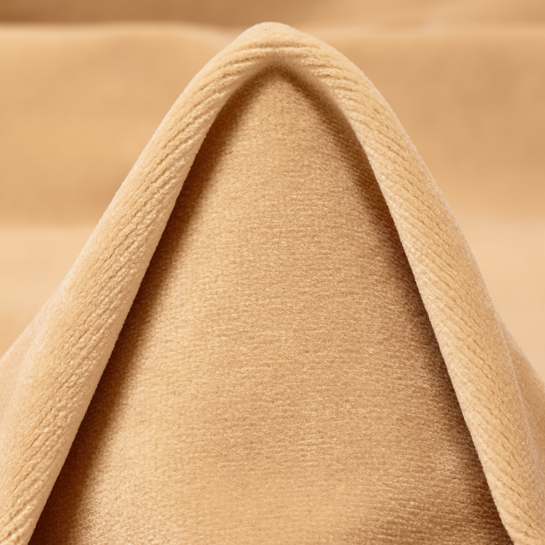 VELVET, COTTON, SAND (C0003590)
