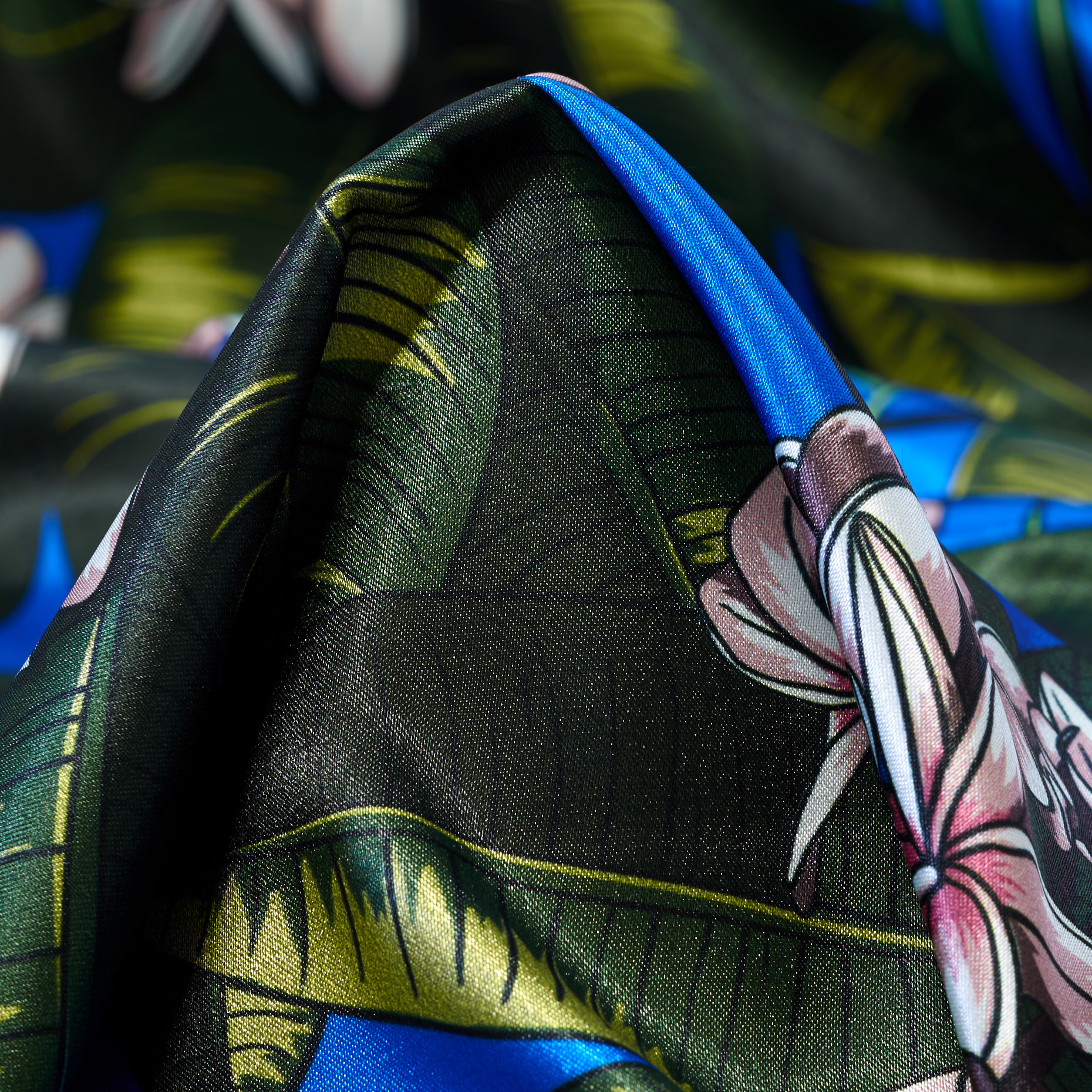 SATIN, FLORAL, SKYDIVER (F000041414)