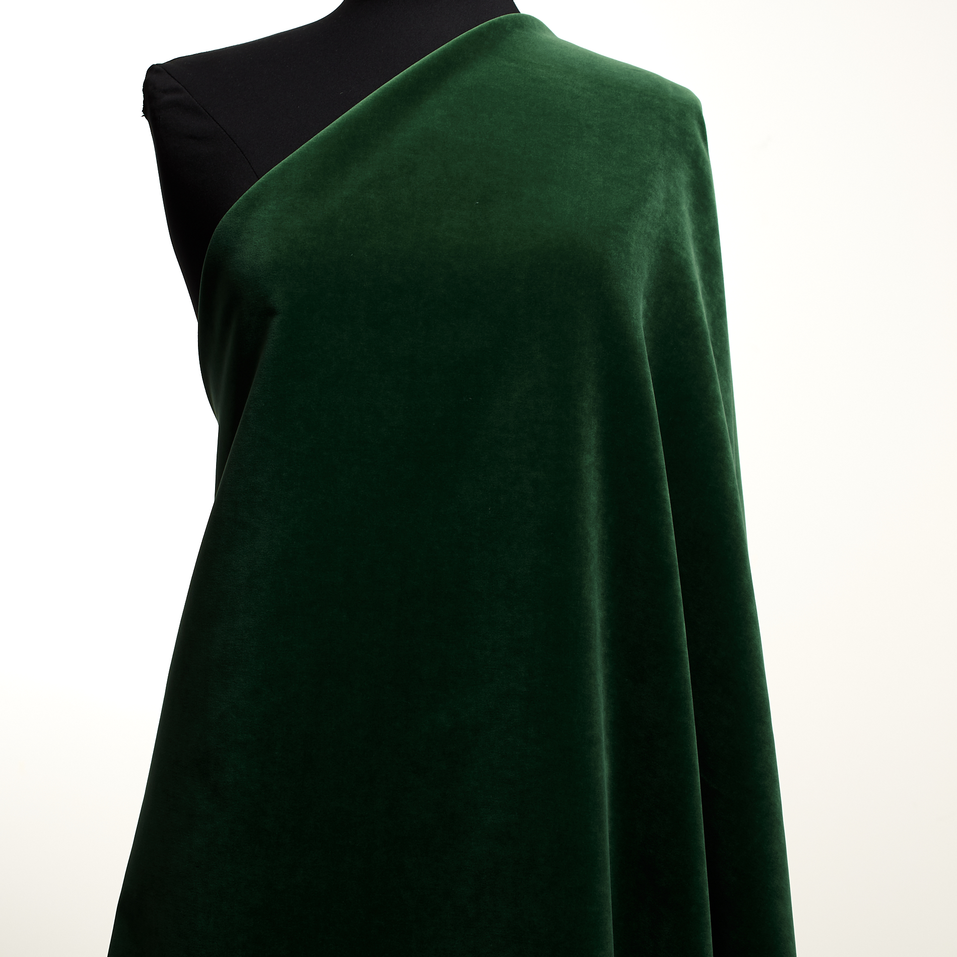 VELVET, COTTON, EVERGREEN (C0002350) - Mannequin