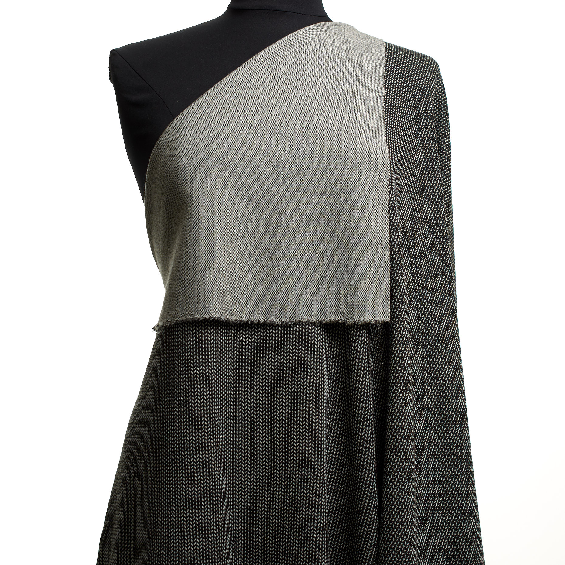 JERSEY, JACQUARD, COTTON, ANTHRACITE (F000044181) - Mannequin