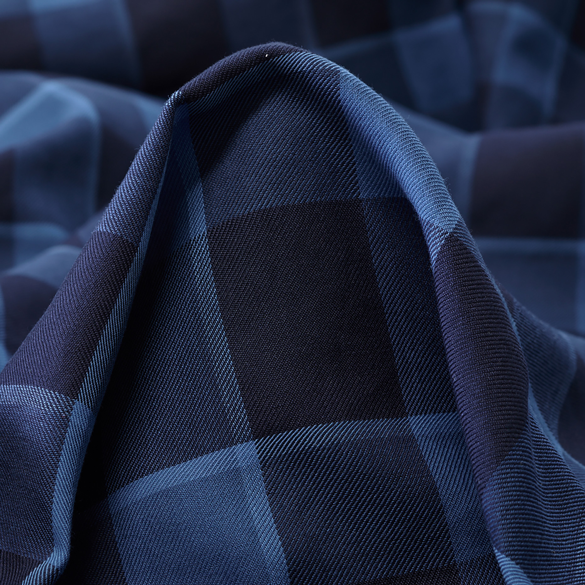 BATISTE, LYOCELL COTTON, CHECK, BLUE SAPPHIRE (F000035309)