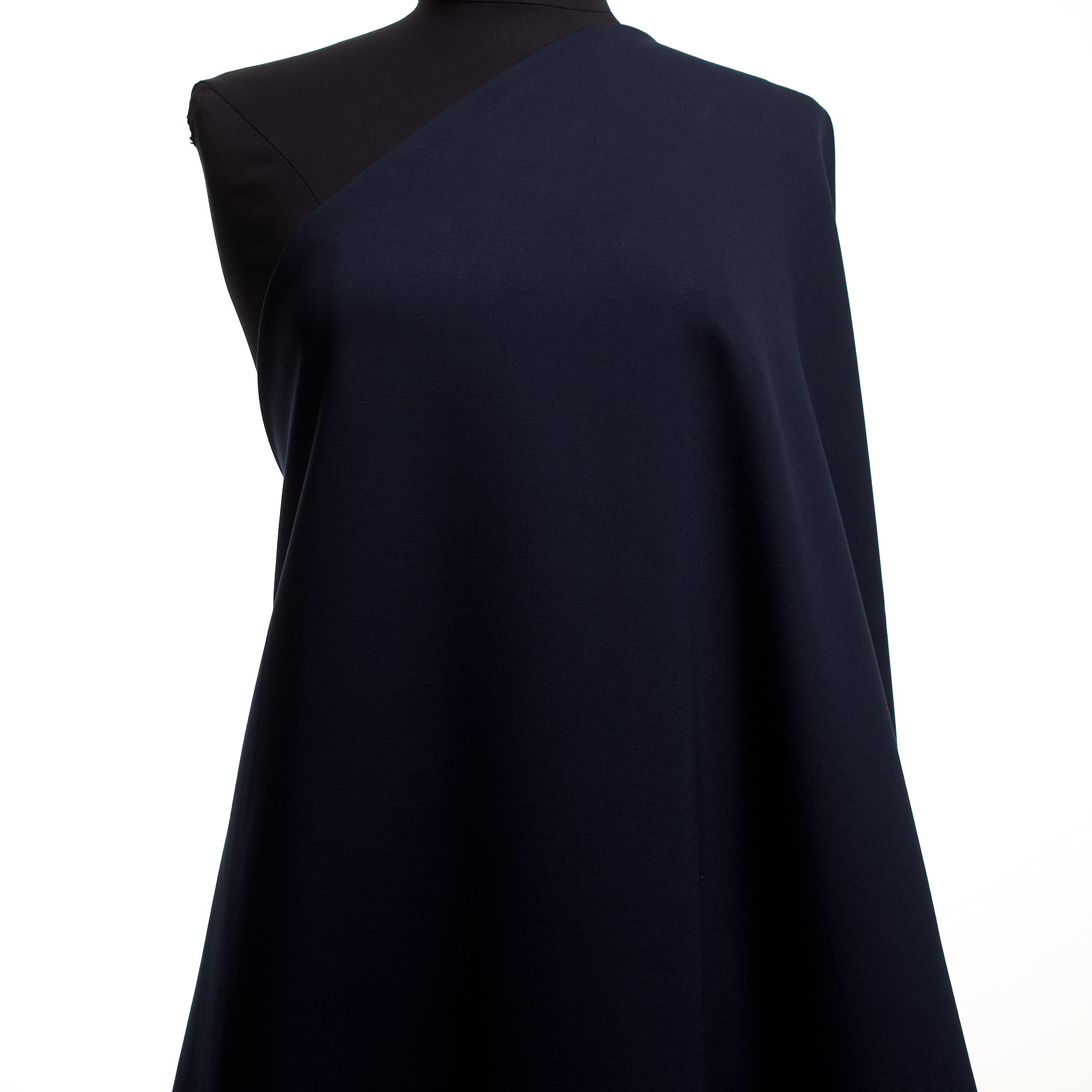 JERSEY, RECYCLED VISCOSE, PUNTO MILANO, MOOD INDIGO (P000002330) - Mannequin