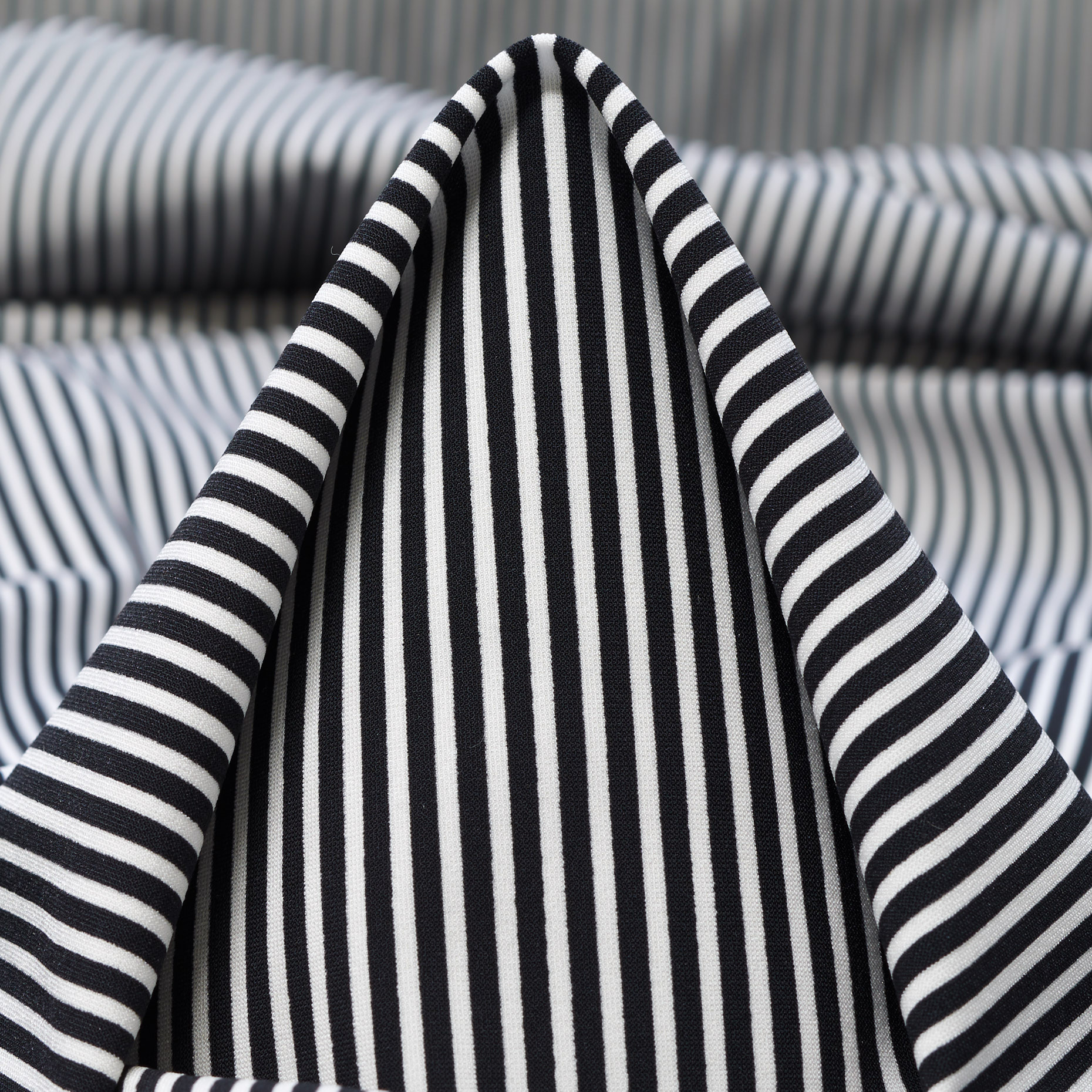 Techno Jersey, Rigato, Alta Elasticità, Raven Black&Brilliant White (F000041510)