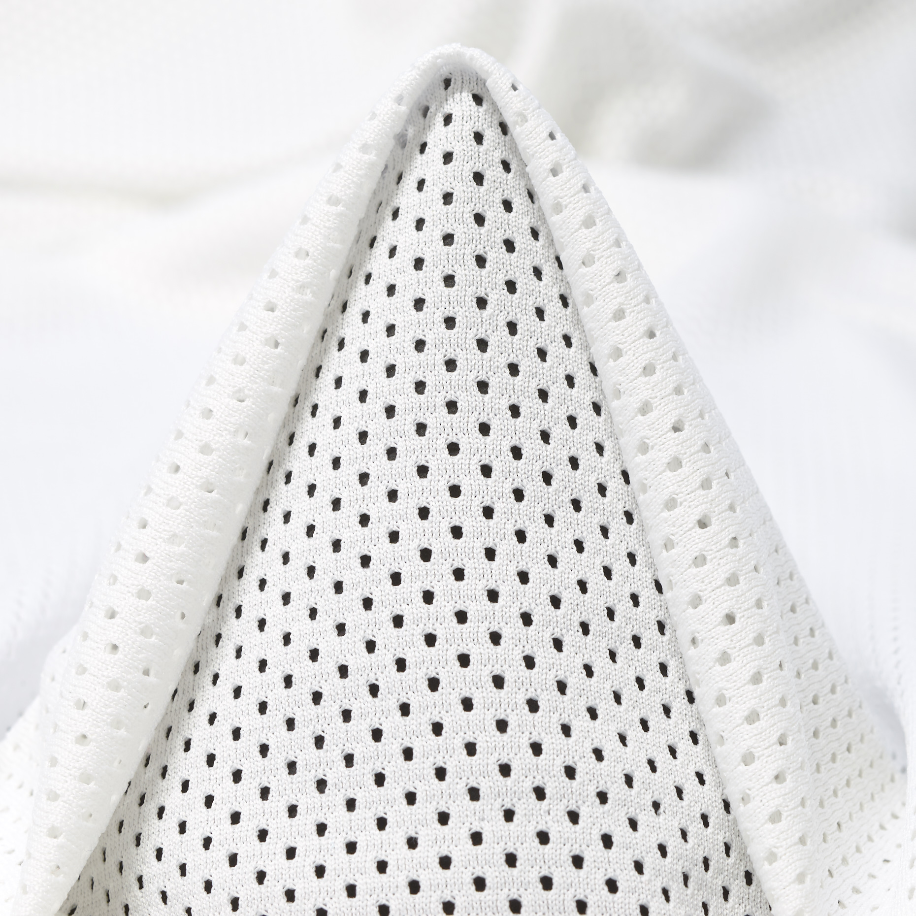 MESH, BRILLIANT WHITE (F000046477)
