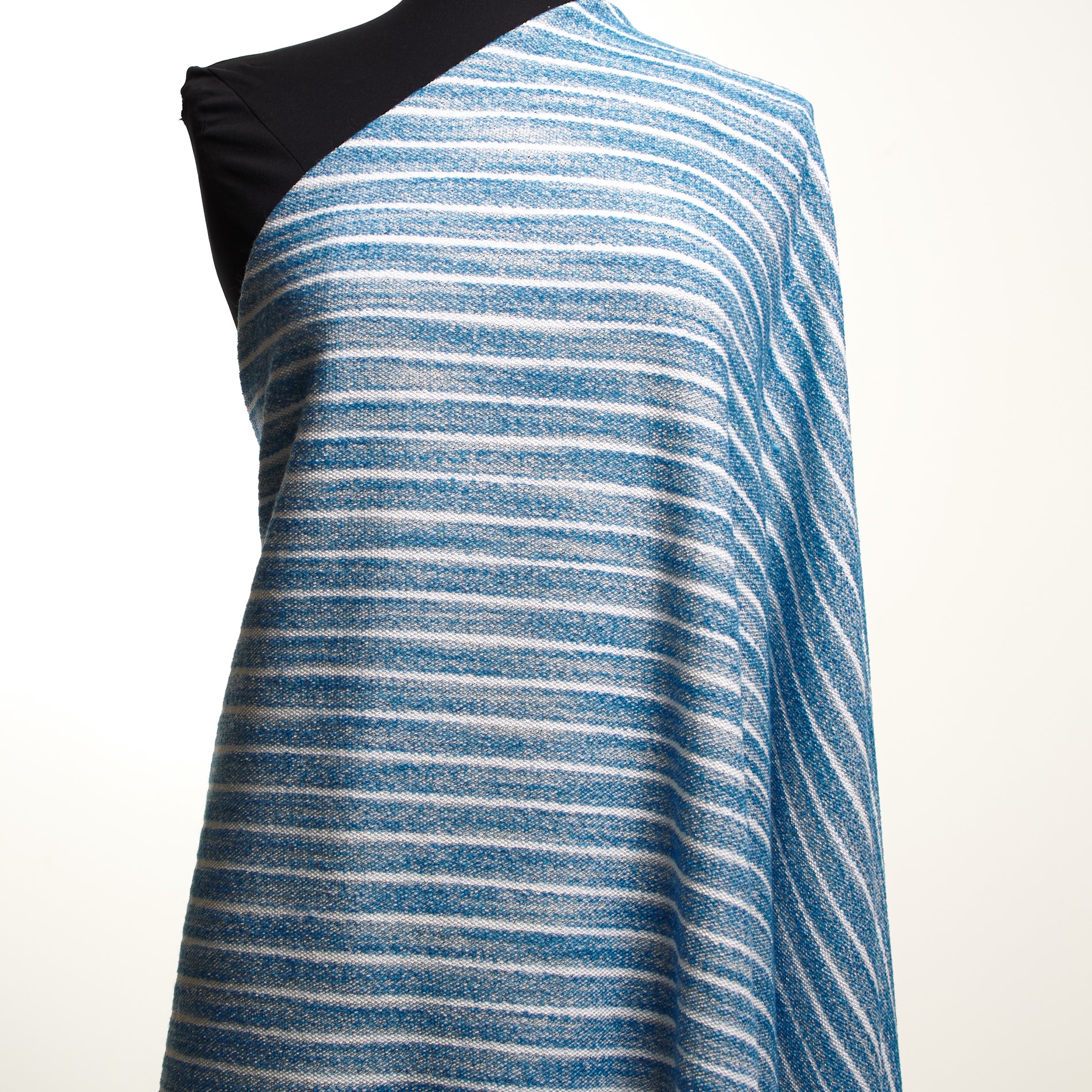 JERSEY, COTTON, STRIPES, SWEDISH BLUE (F000033378) - Mannequin