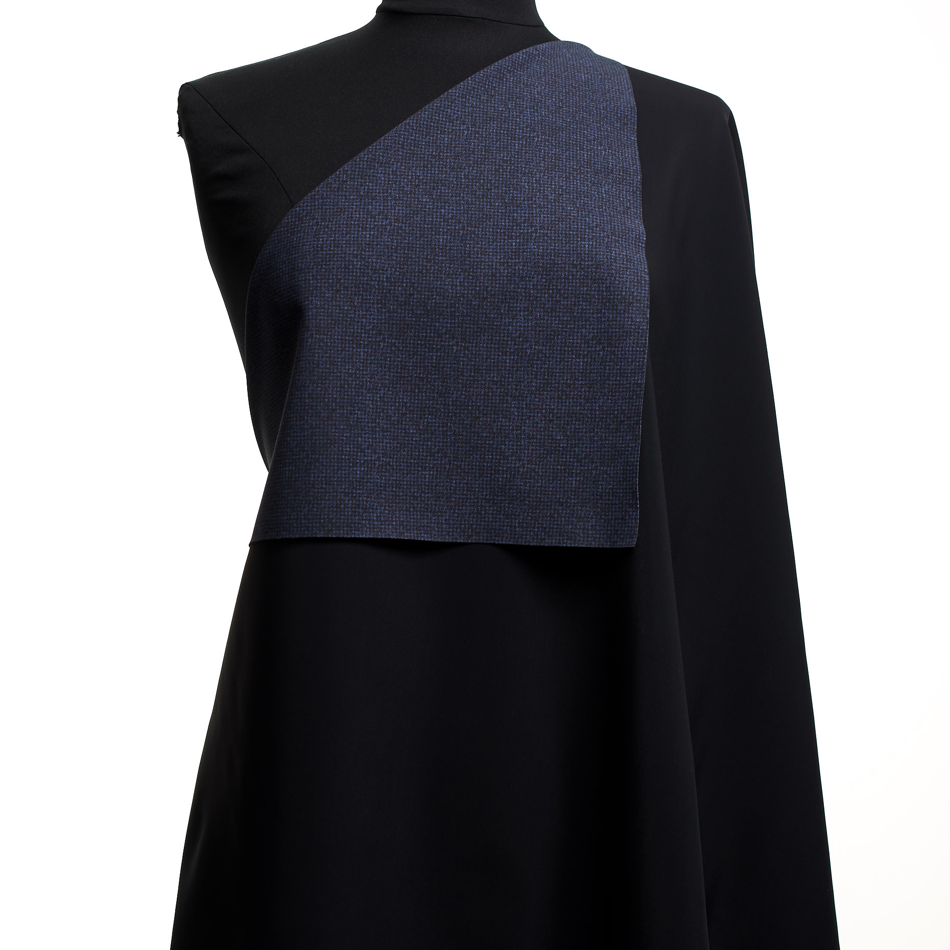 TECHNO JERSEY, PRINTED, HIGH ELASTICITY, MEDIEVAL BLUE (F000046231) - Mannequin