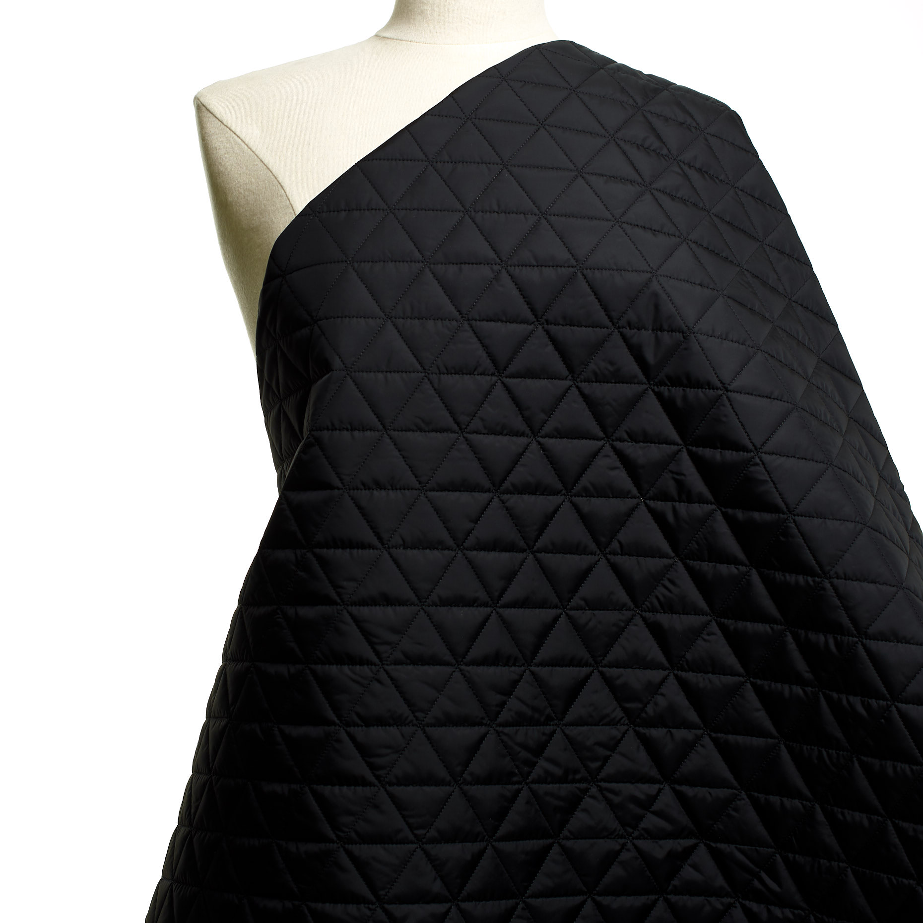 OUTDOOR, NYLON, QUILTED, RAVEN BLACK (F000044258) - Mannequin