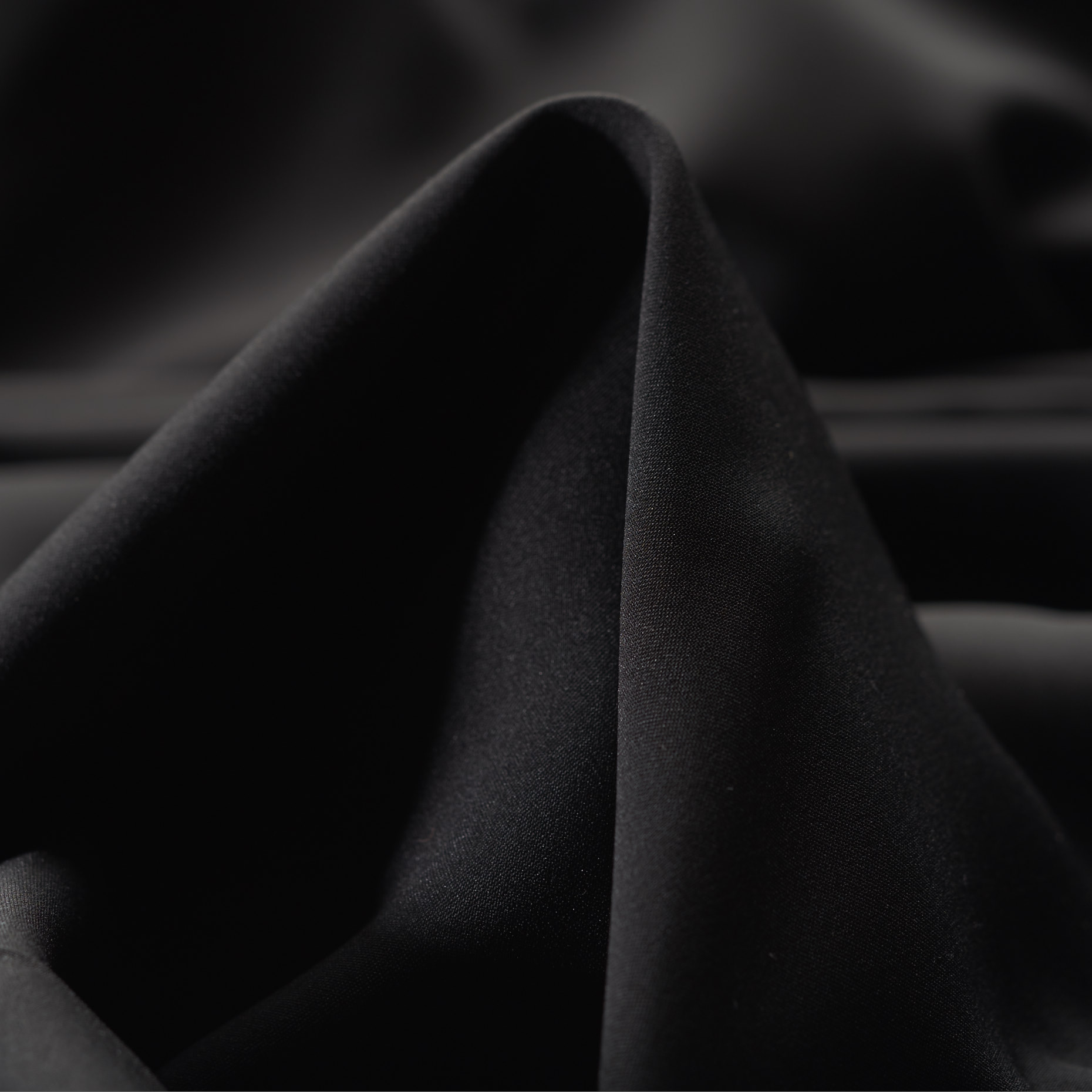 Эффект Шёлка, Raven Black