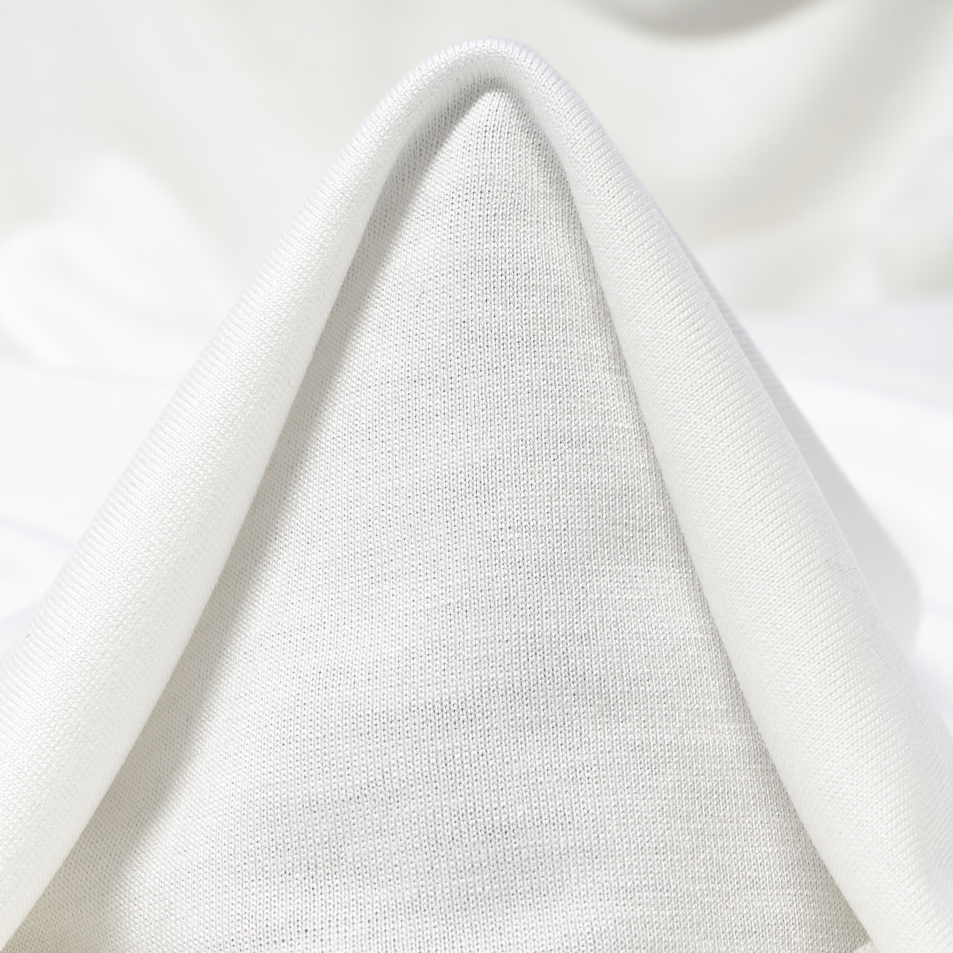 SINGLE JERSEY, VISCOSE, SILK, BRILLIANT WHITE (F000046598)