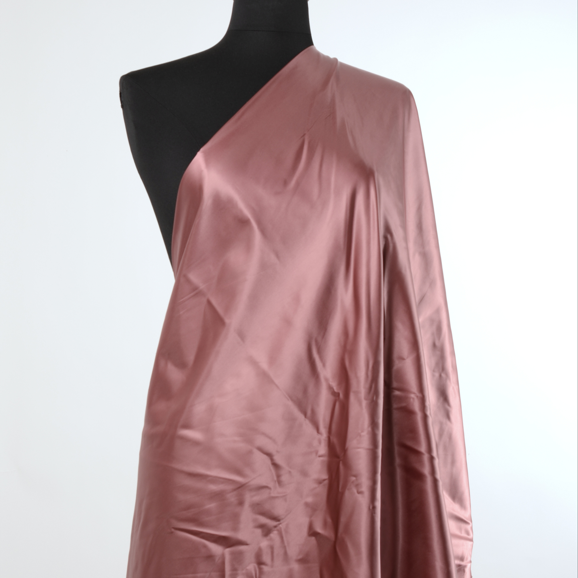 SATIN, BLUSH (F000003545) - Mannequin