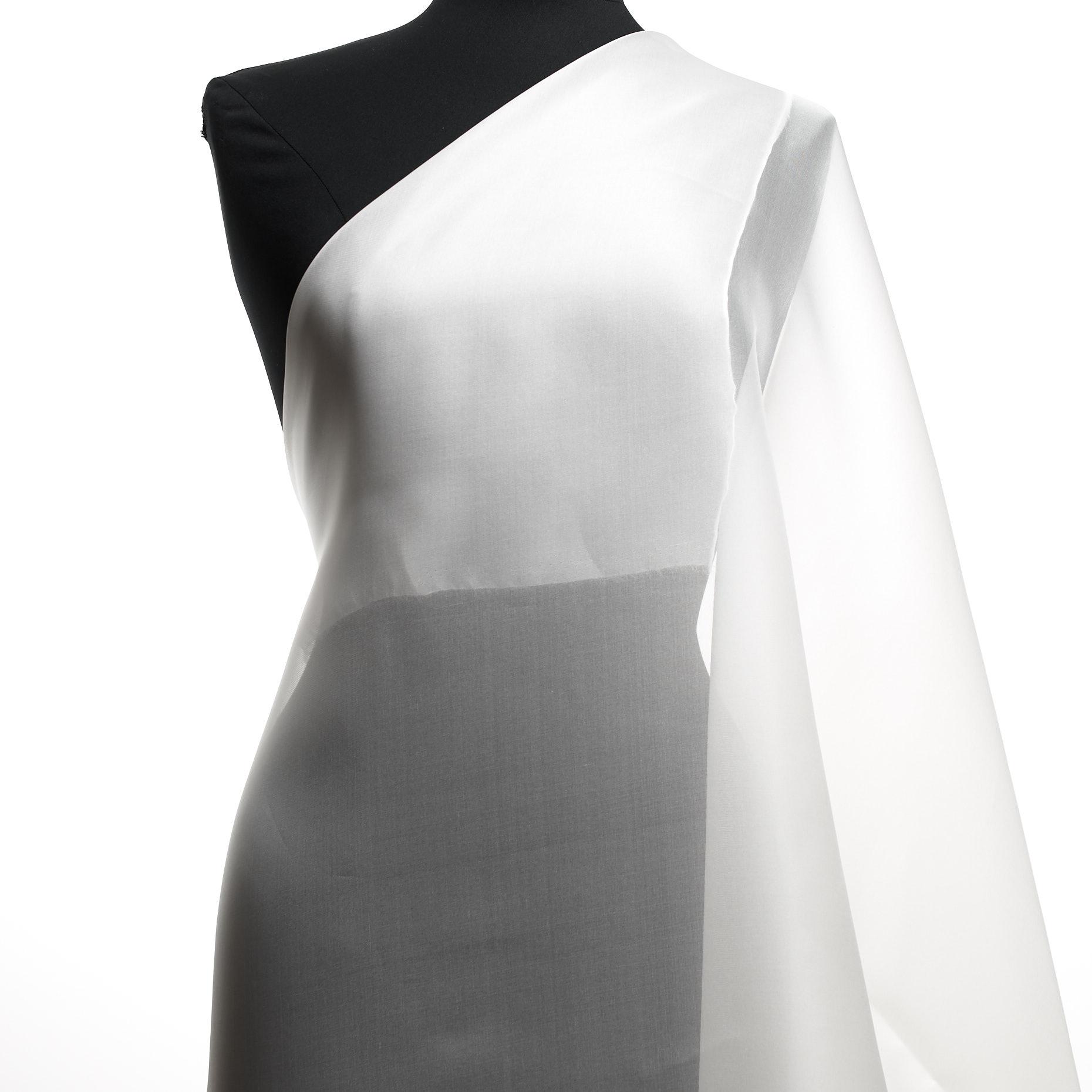 Organza, Seide, Snow White (B0000027) - Schaufensterpuppe