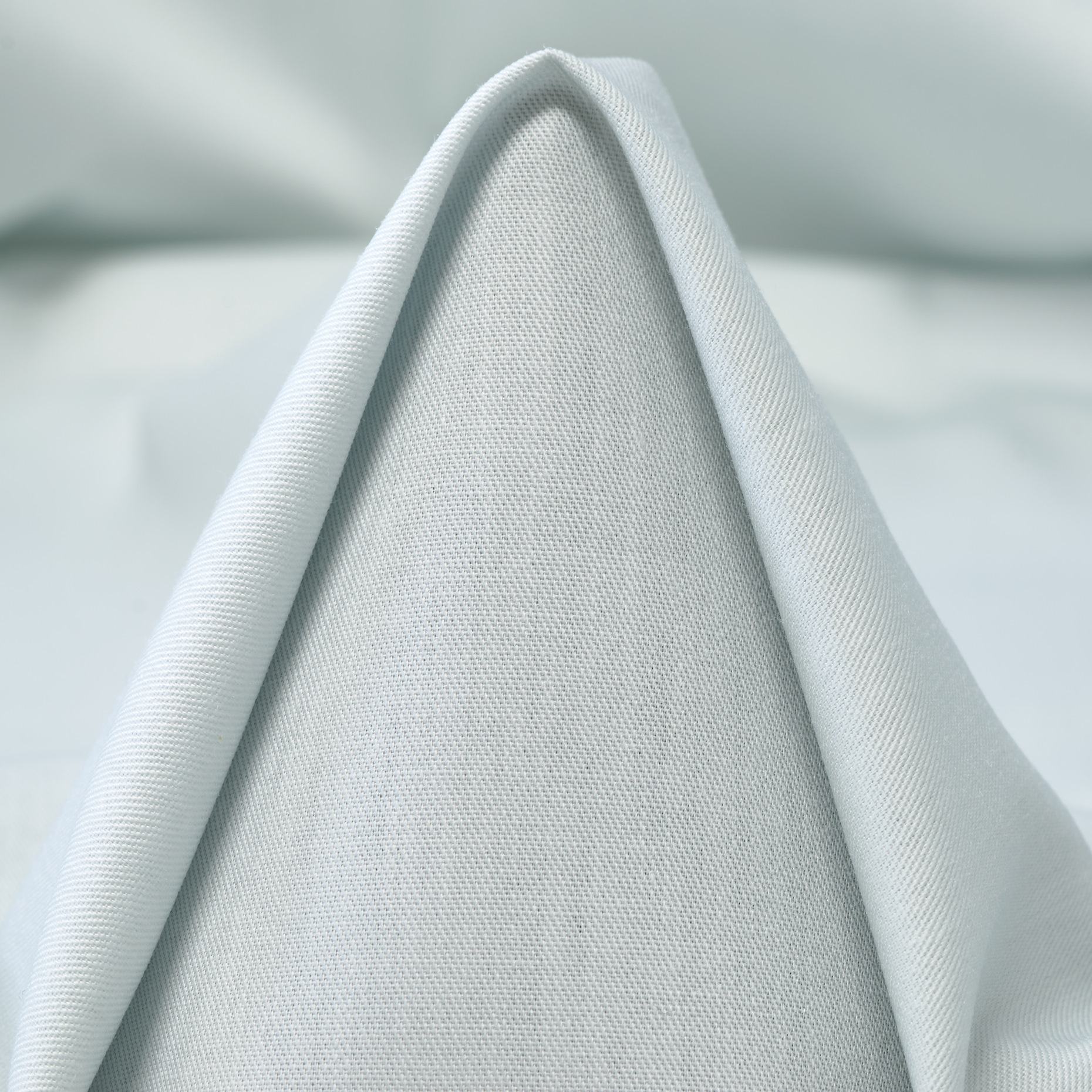 GABARDINE, COTTON BLEND, PALE MERCURY (F000009691)